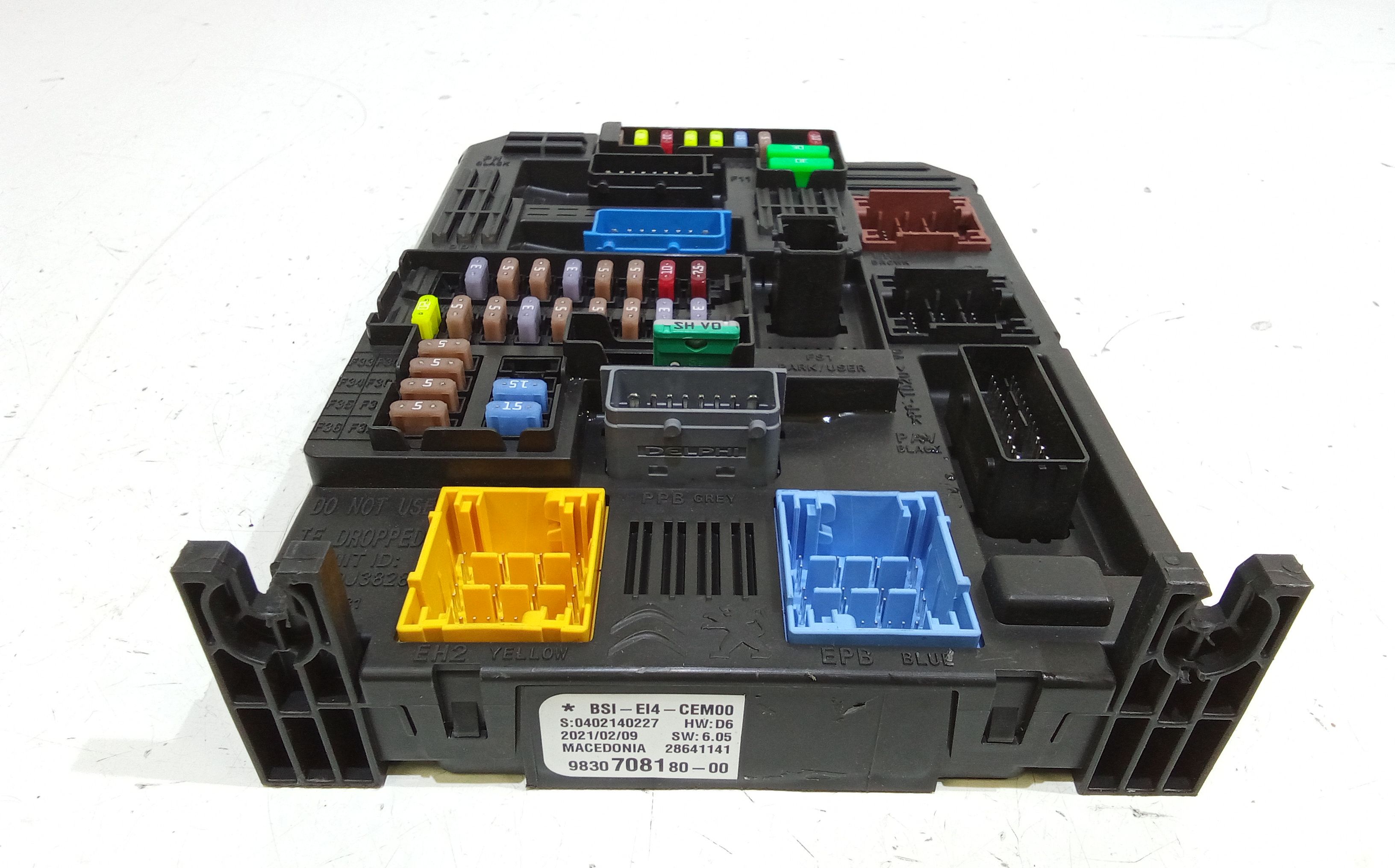 Body Computer PEUGEOT 208 Serie (19>)