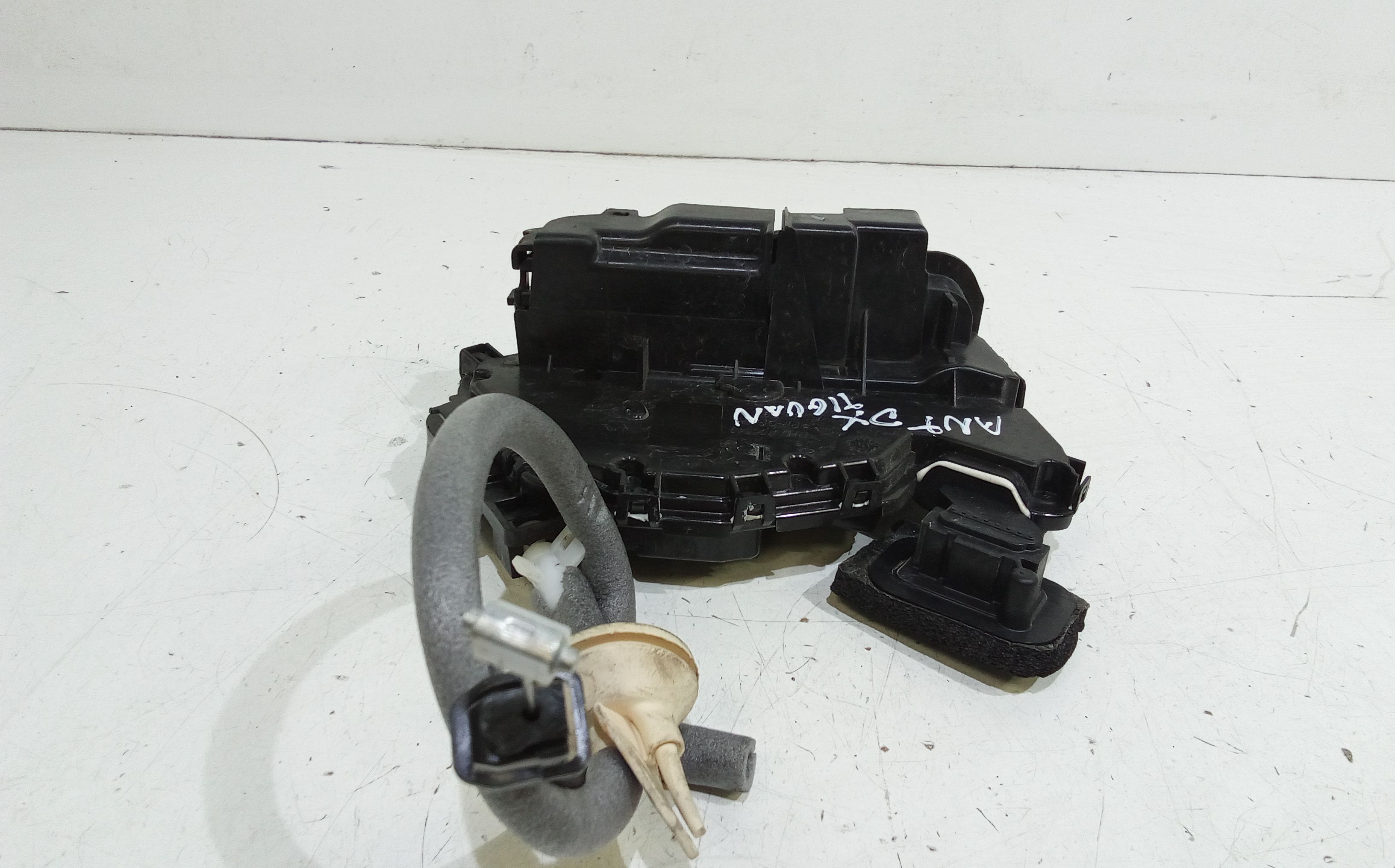 Serratura Anteriore Destra VOLKSWAGEN Tiguan Serie