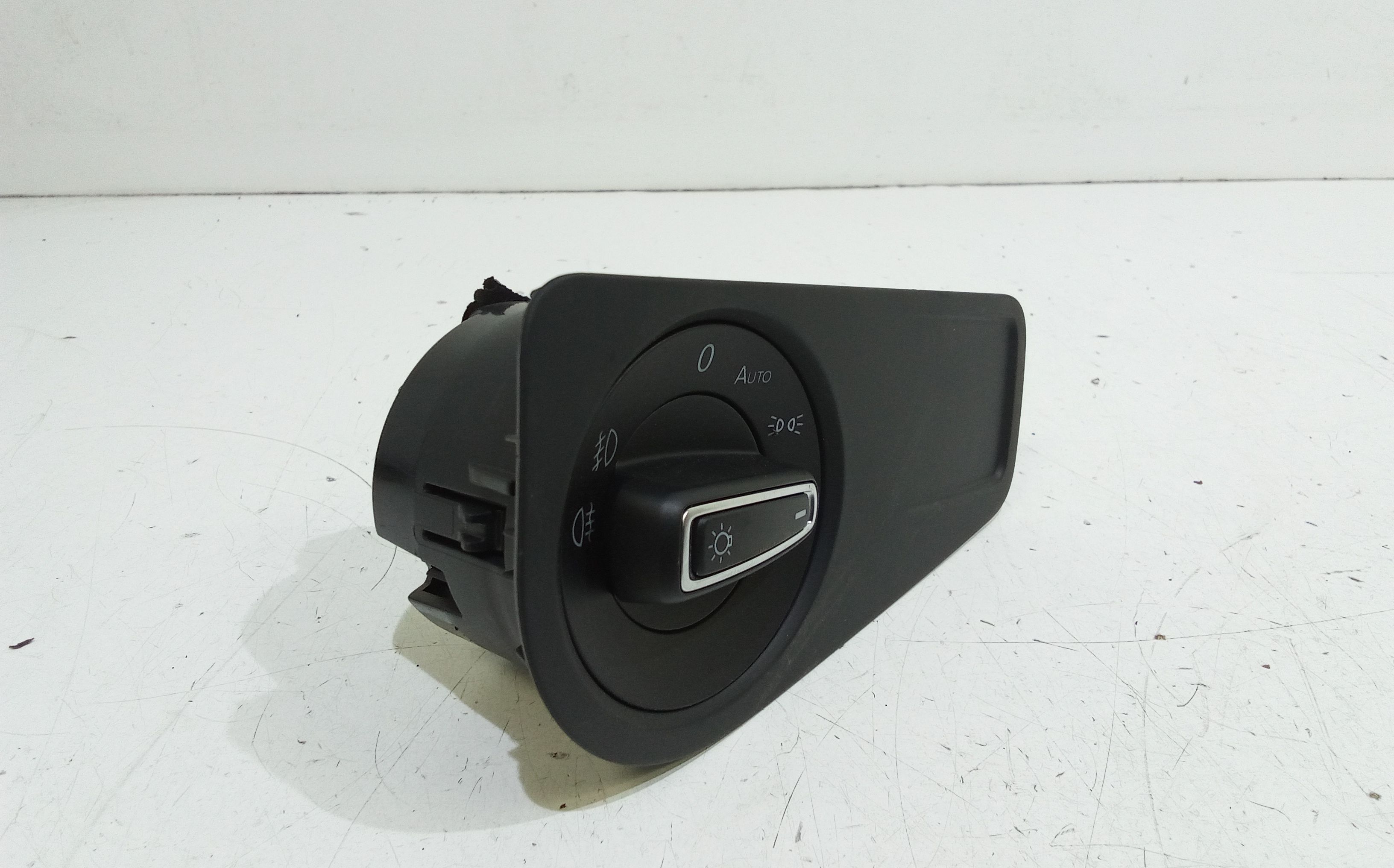 Interruttore comando luci VOLKSWAGEN Tiguan Serie