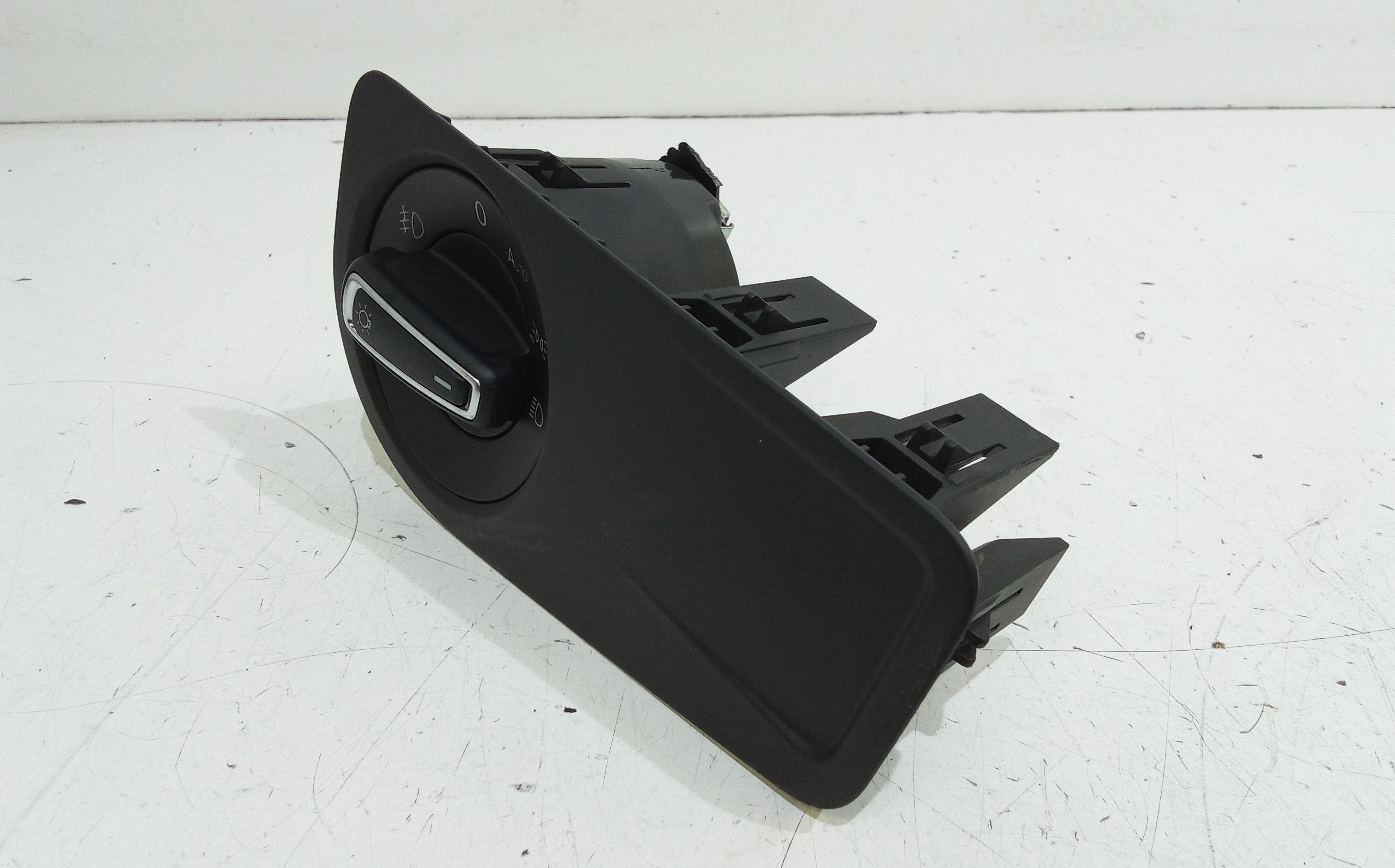 Interruttore comando luci VOLKSWAGEN Tiguan Serie