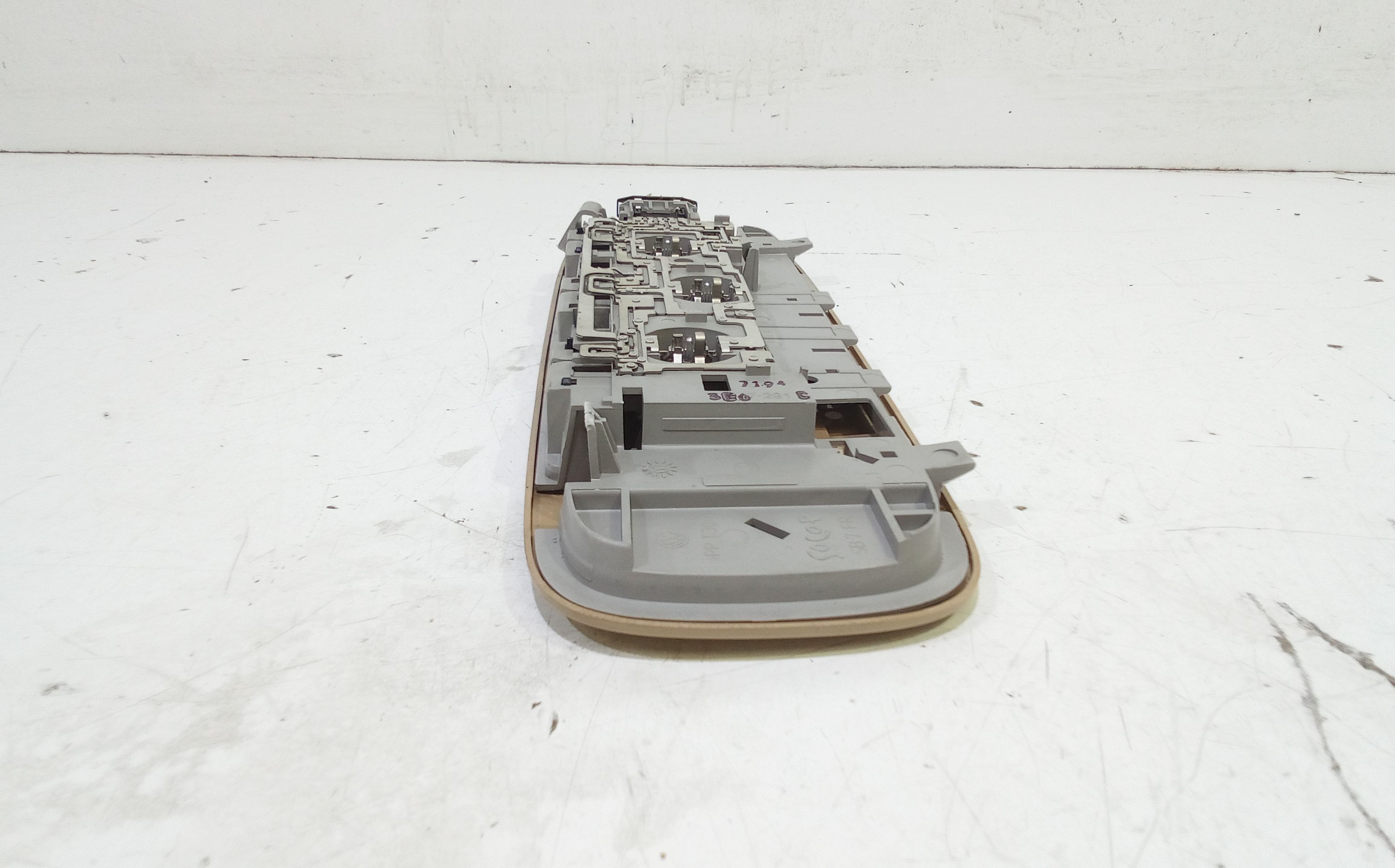 Plafoniera VOLKSWAGEN Passat Berlina 4 Serie