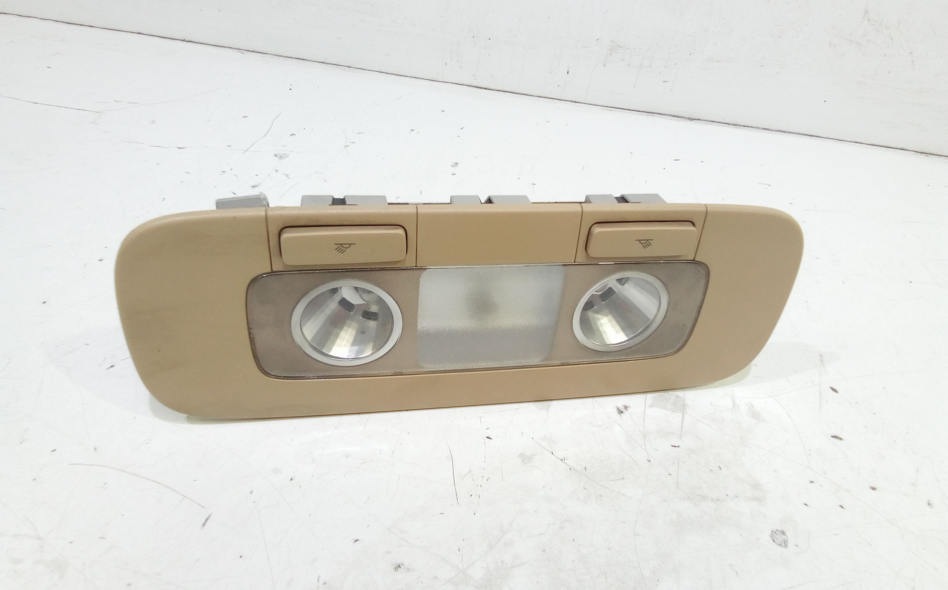 Plafoniera VOLKSWAGEN Passat Berlina 4 Serie