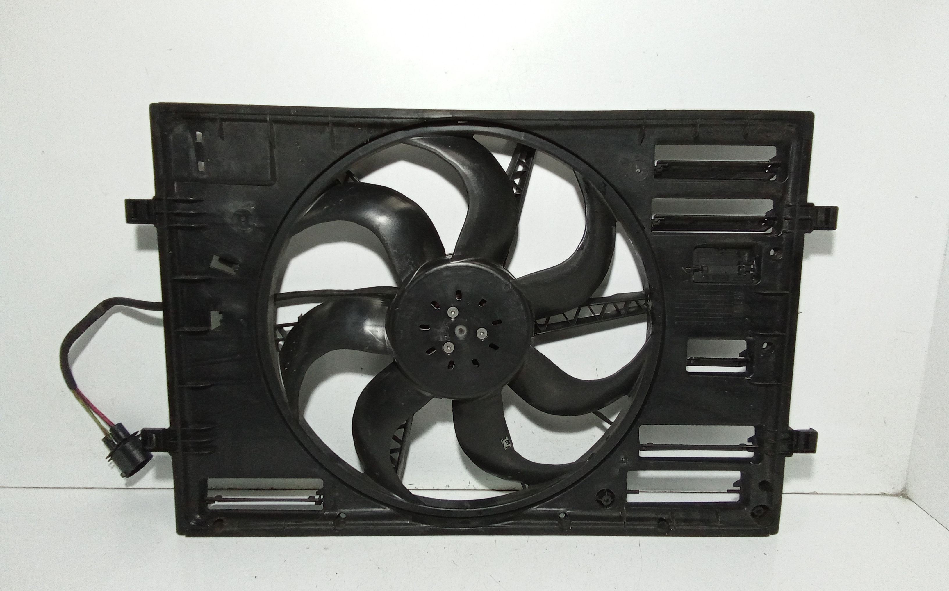 Ventola radiatore VOLKSWAGEN Tiguan Serie