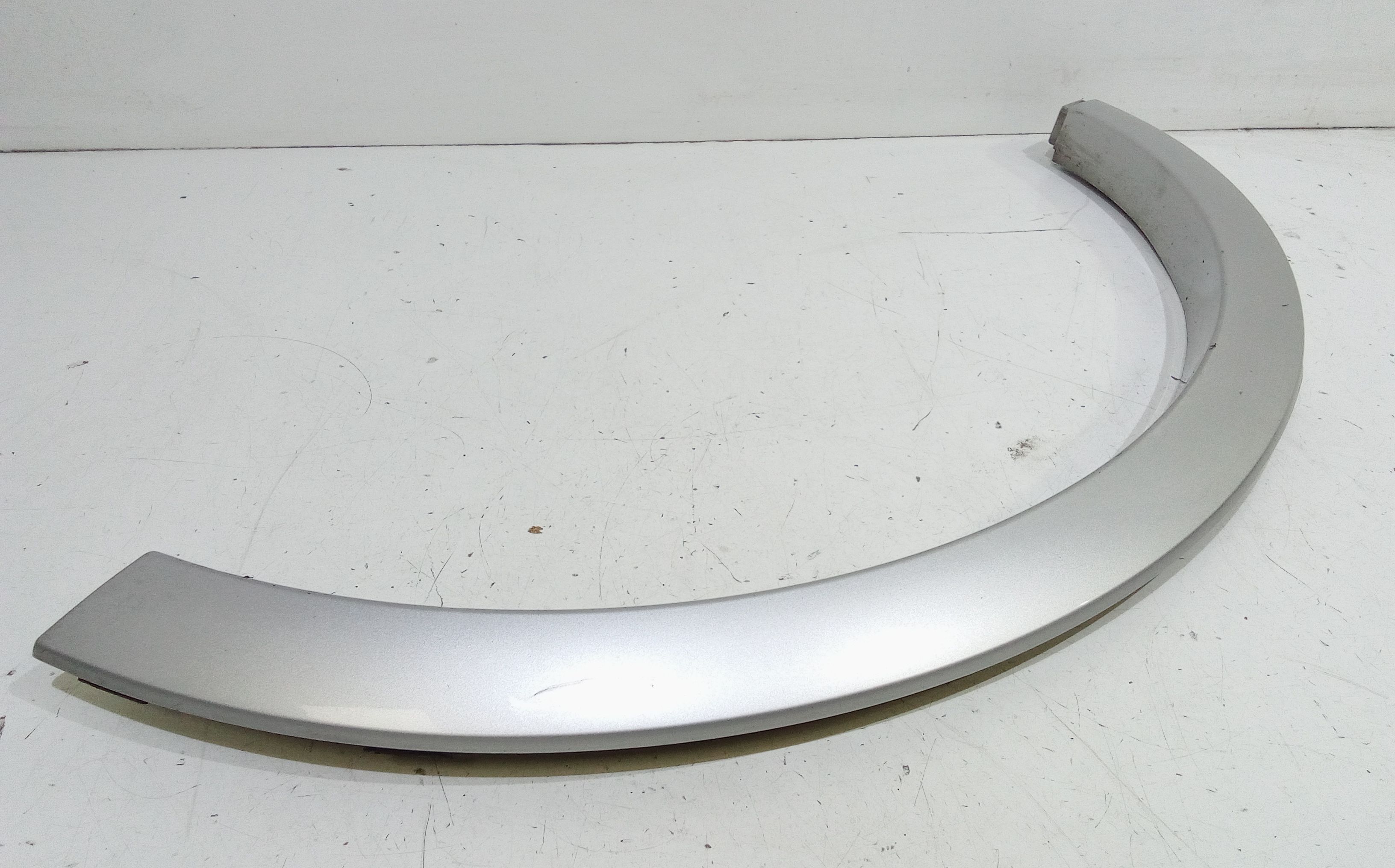 Modanatura parafango post SX guida FORD Kuga Serie (16>)