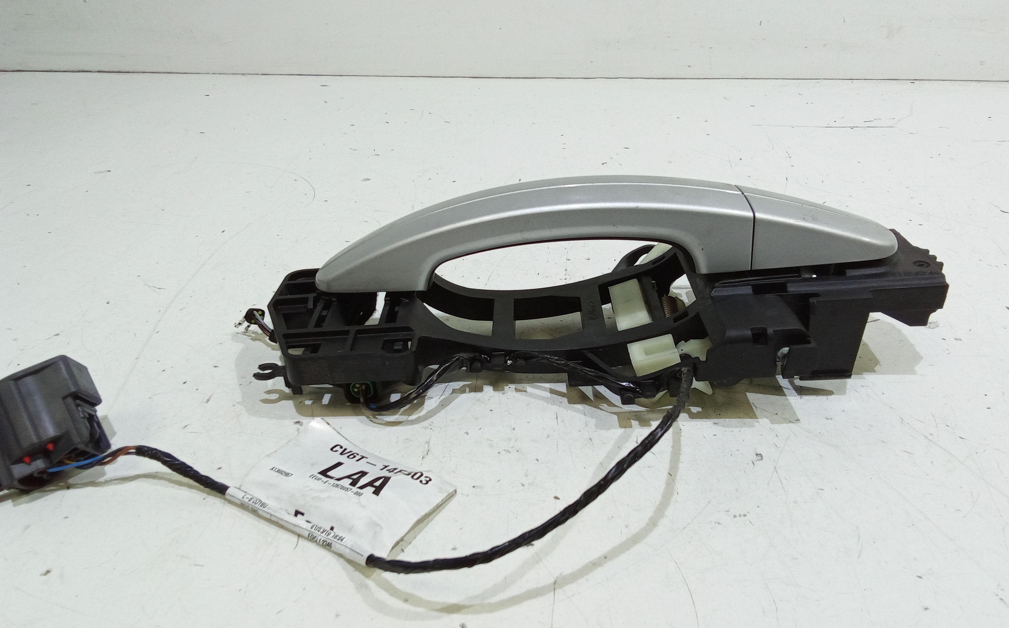 Maniglia esterna Posteriore Sinistra FORD Kuga Serie (16>)