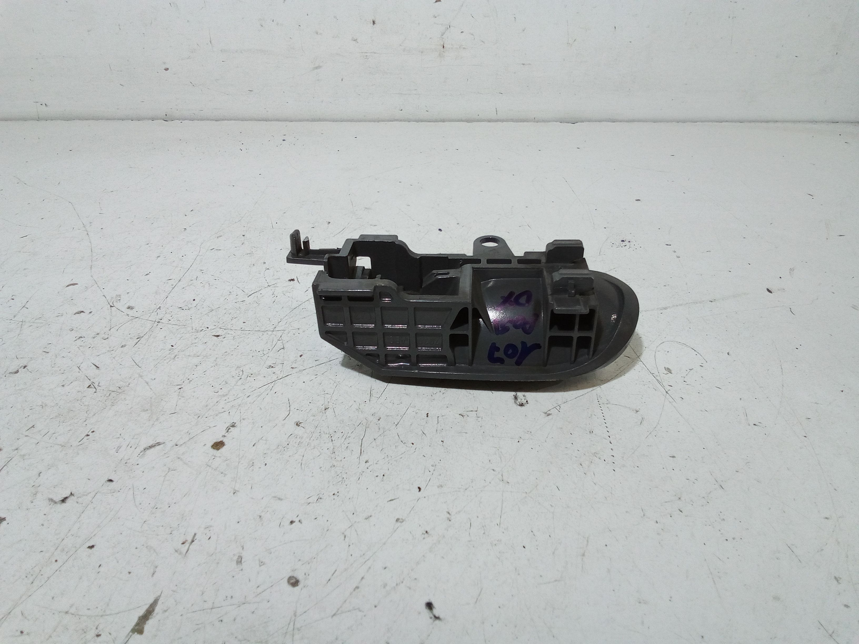 Maniglia interna Posteriore Destra PEUGEOT 107 1 Serie