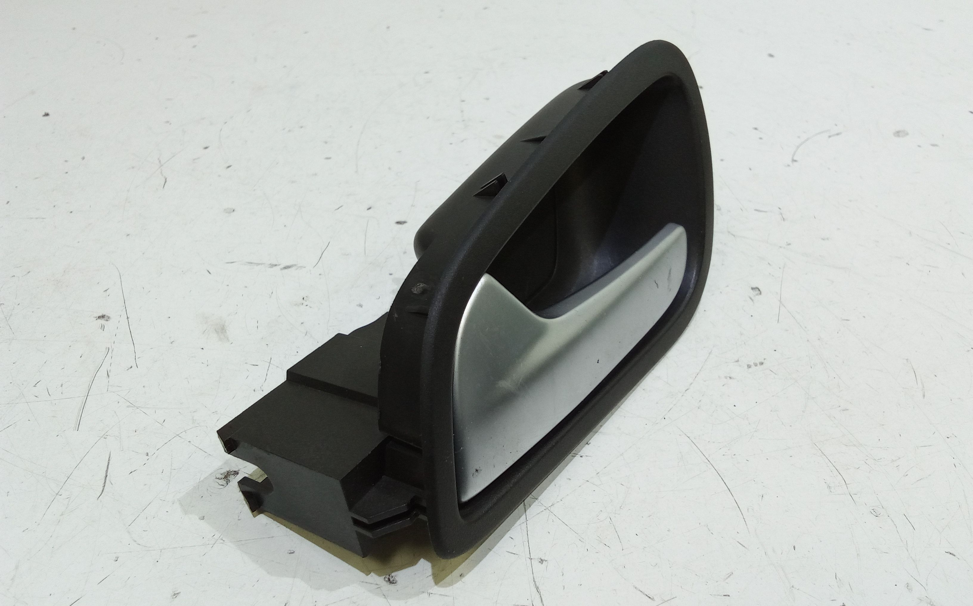 Maniglia interna Posteriore Sinistra FORD Kuga Serie (16>)