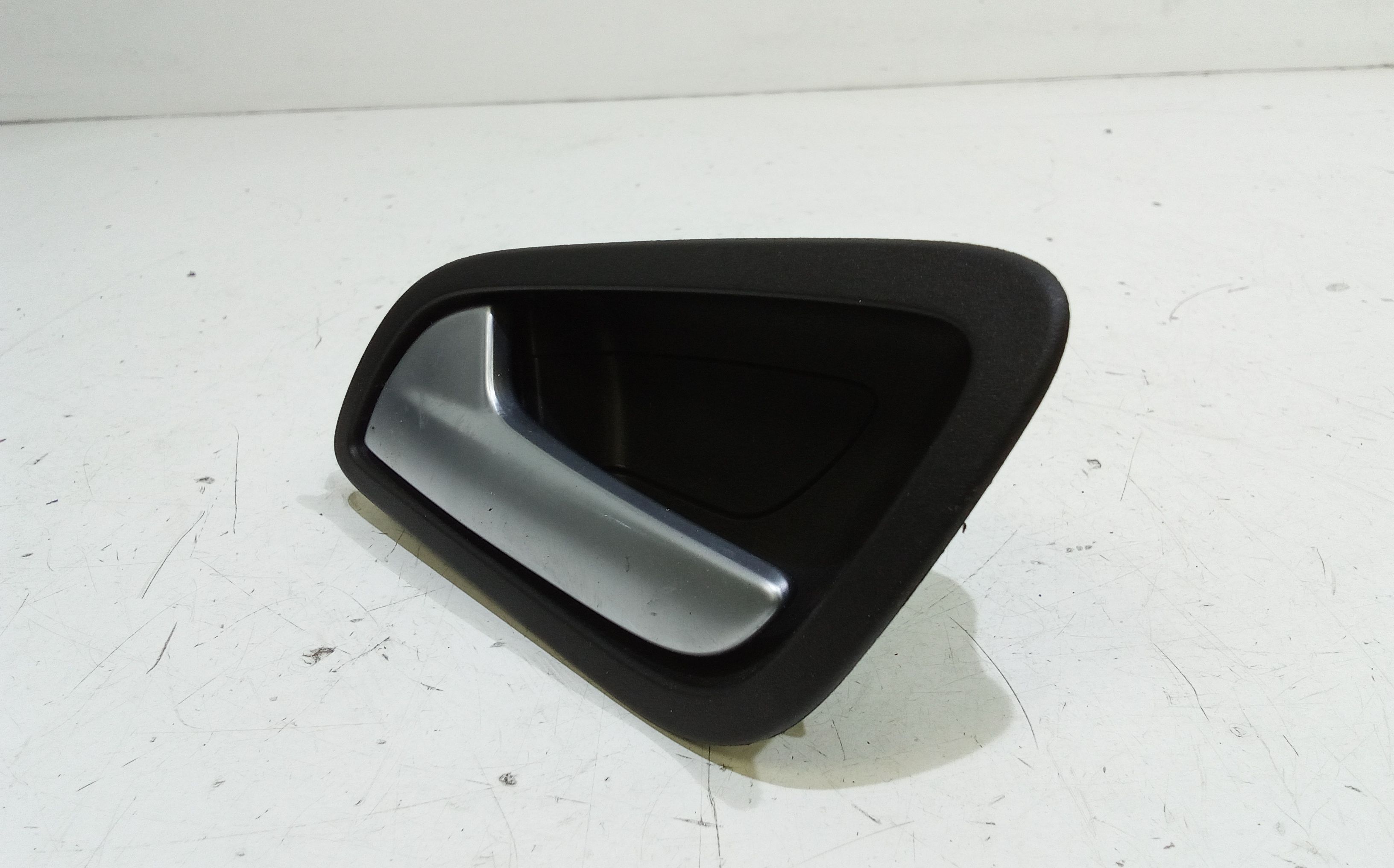 Maniglia interna Posteriore Sinistra FORD Kuga Serie (16>)