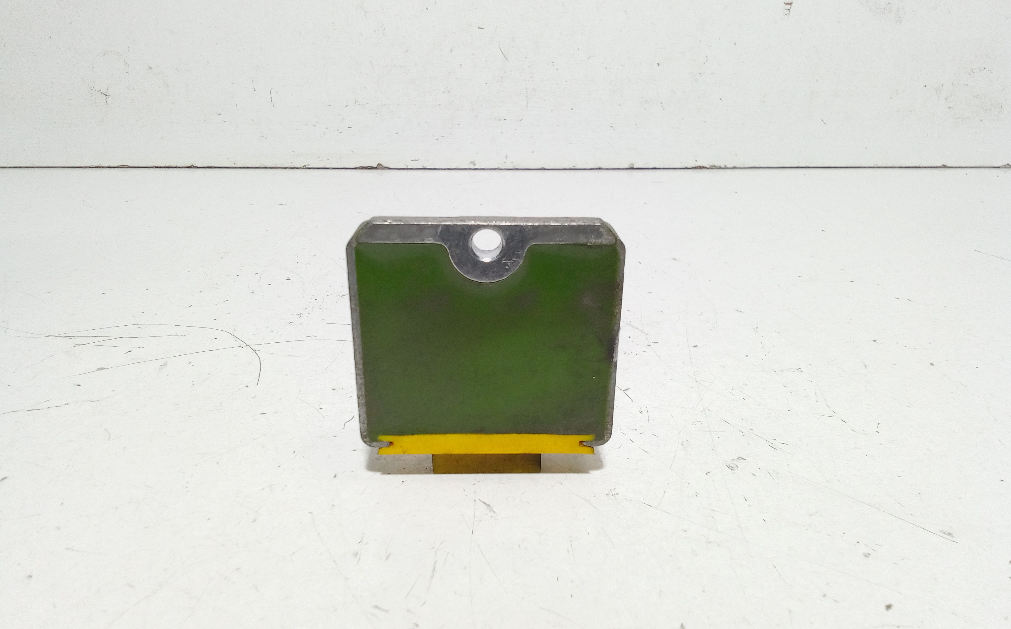 Regolatore tensione PIAGGIO Liberty 50cc  (97>06)