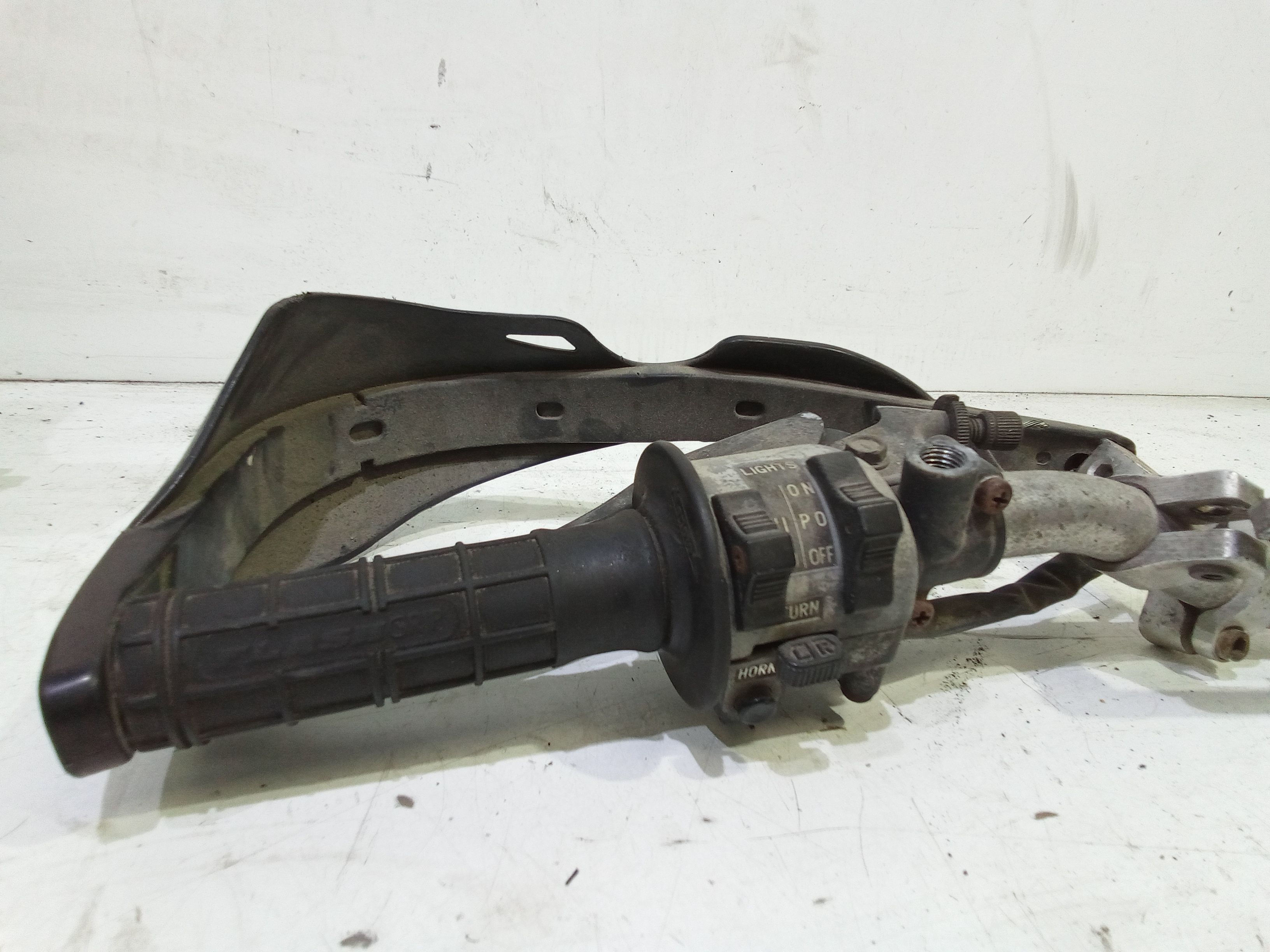 Manubrio Yamaha XT 600cc E (90>04)