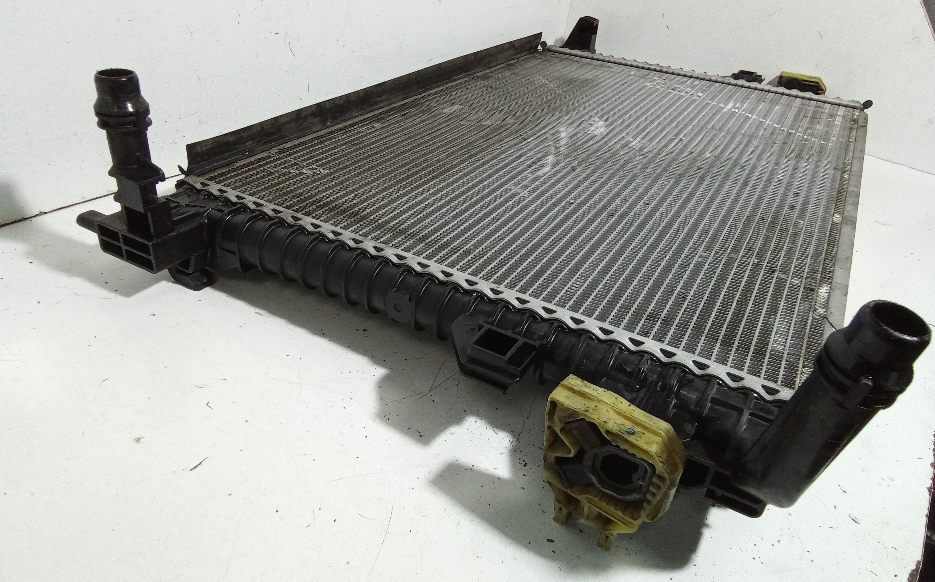 Radiatore acqua VOLKSWAGEN Tiguan Serie