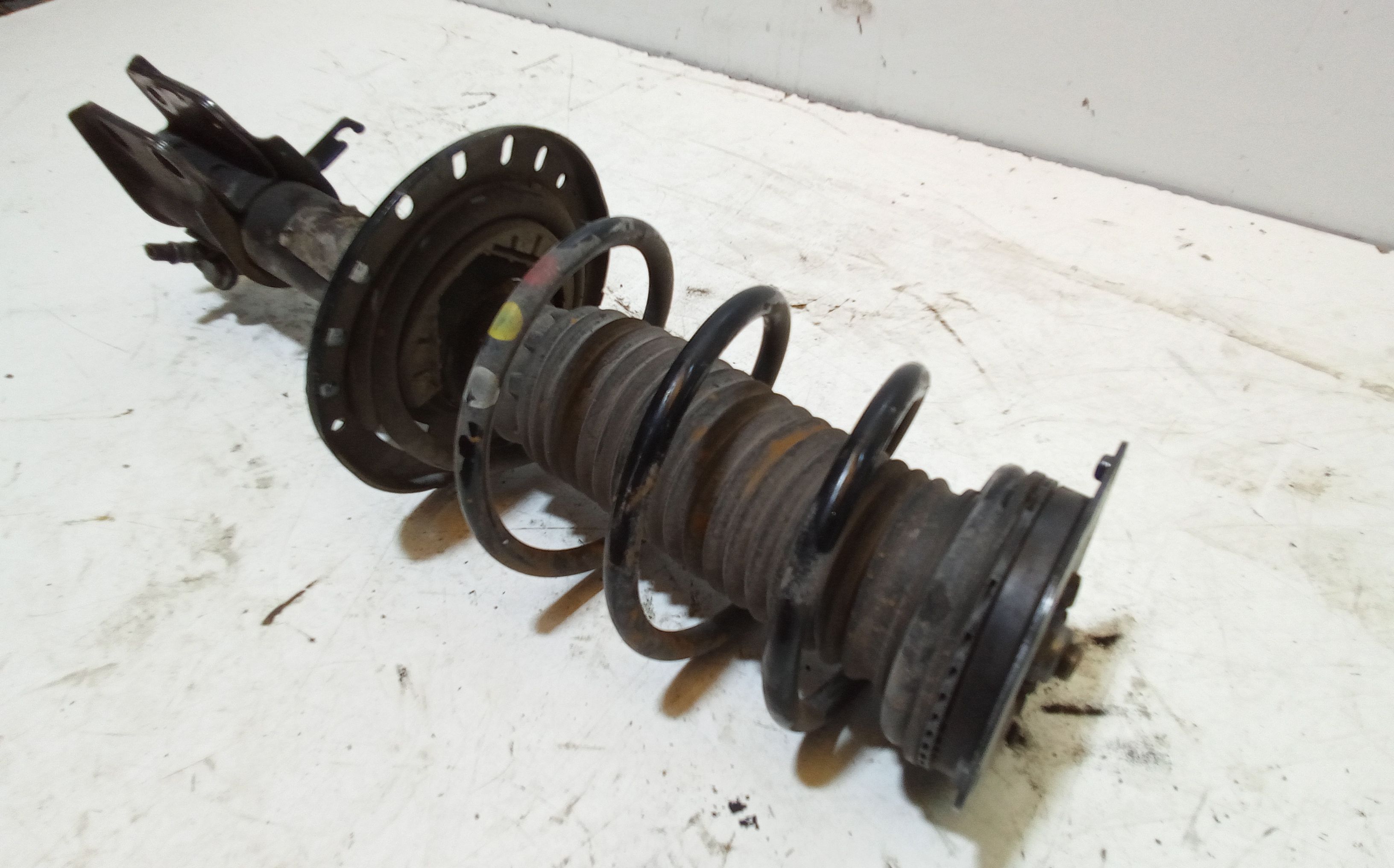 Ammortizzatore Anteriore destro PEUGEOT 208 Serie (19>)