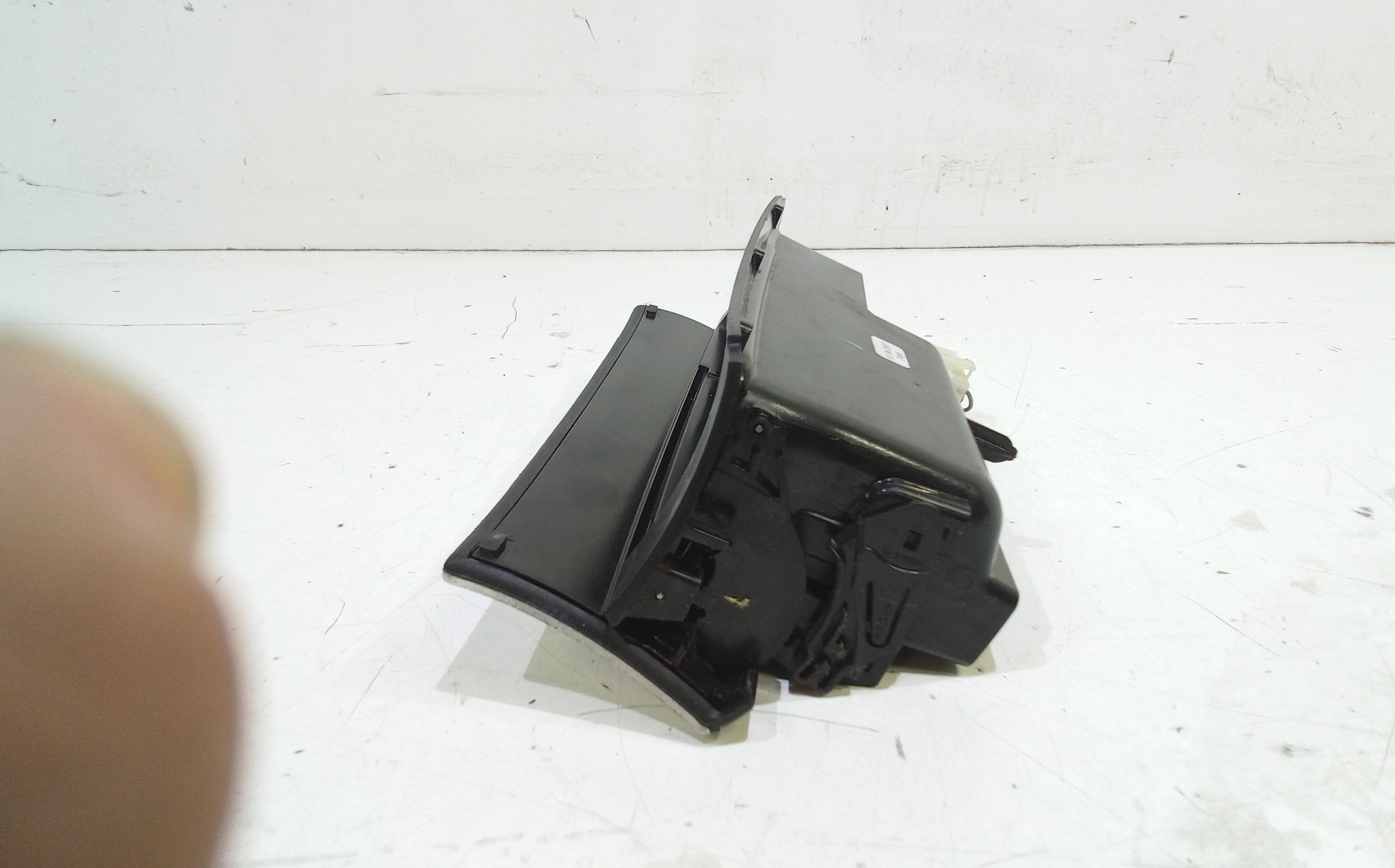 Posacenere VOLKSWAGEN Passat Berlina 4 Serie