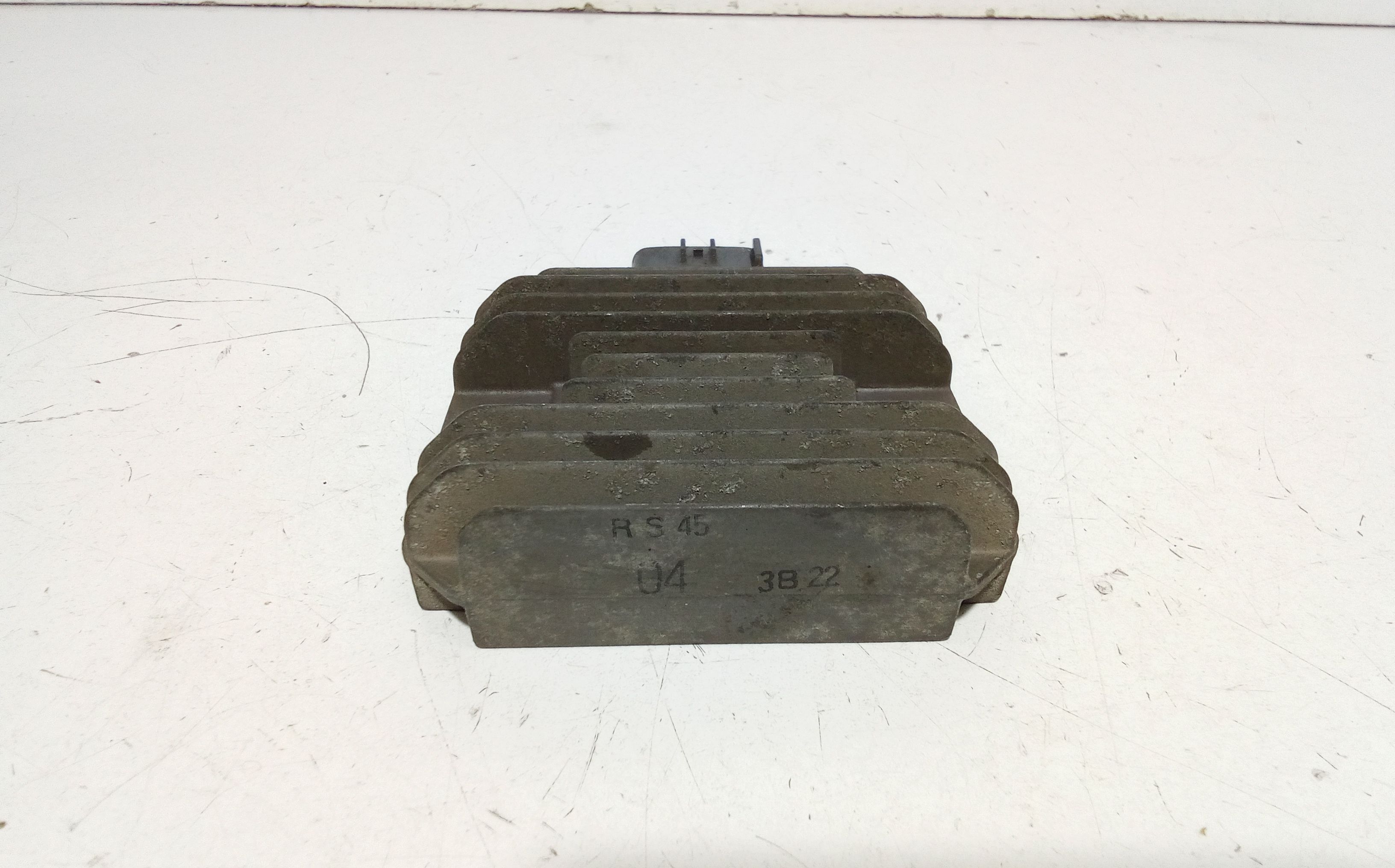 Regolatore di tensione HONDA SH 150cc (10>)