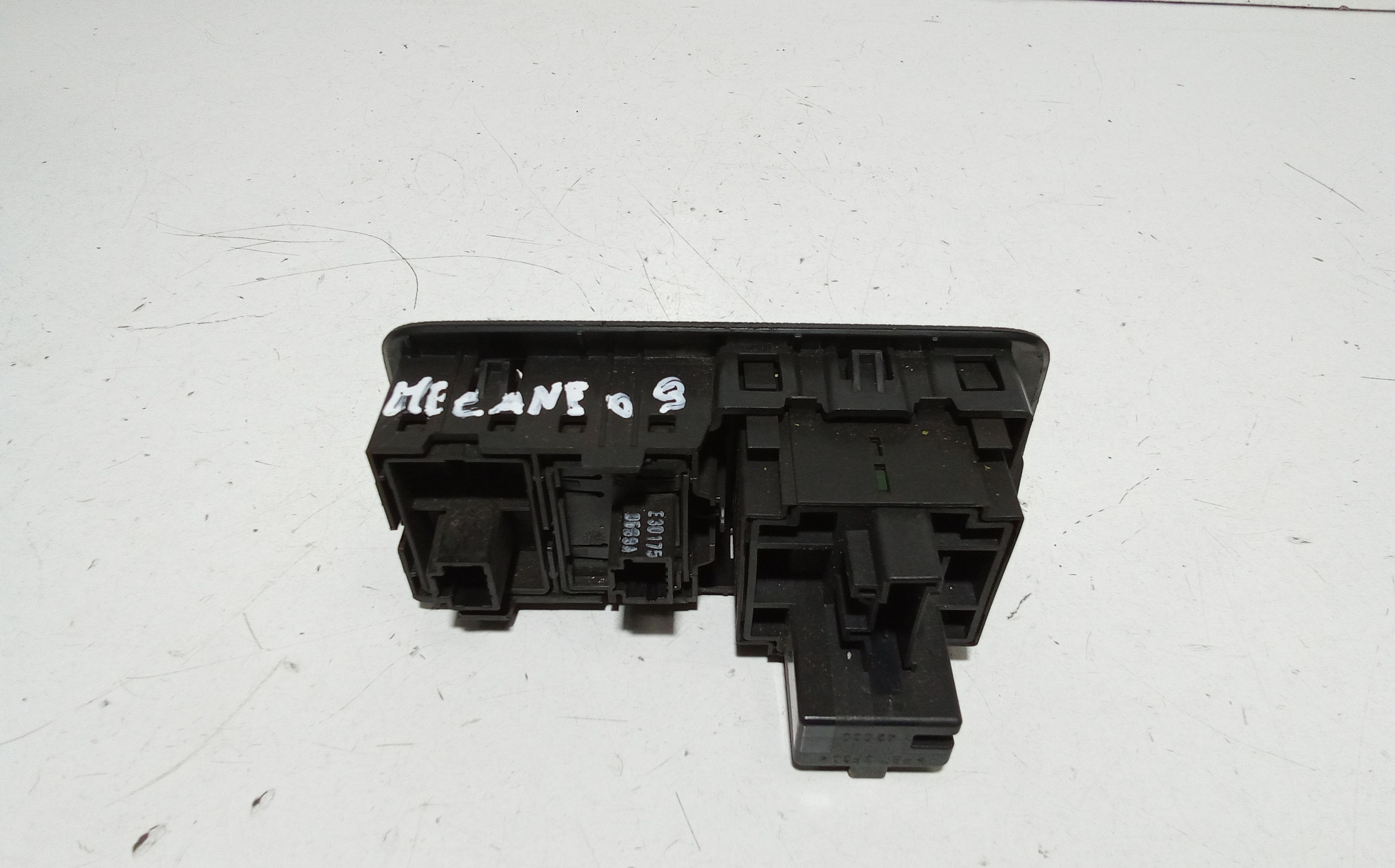 Regolatore Fari RENAULT Megane III (08>16)