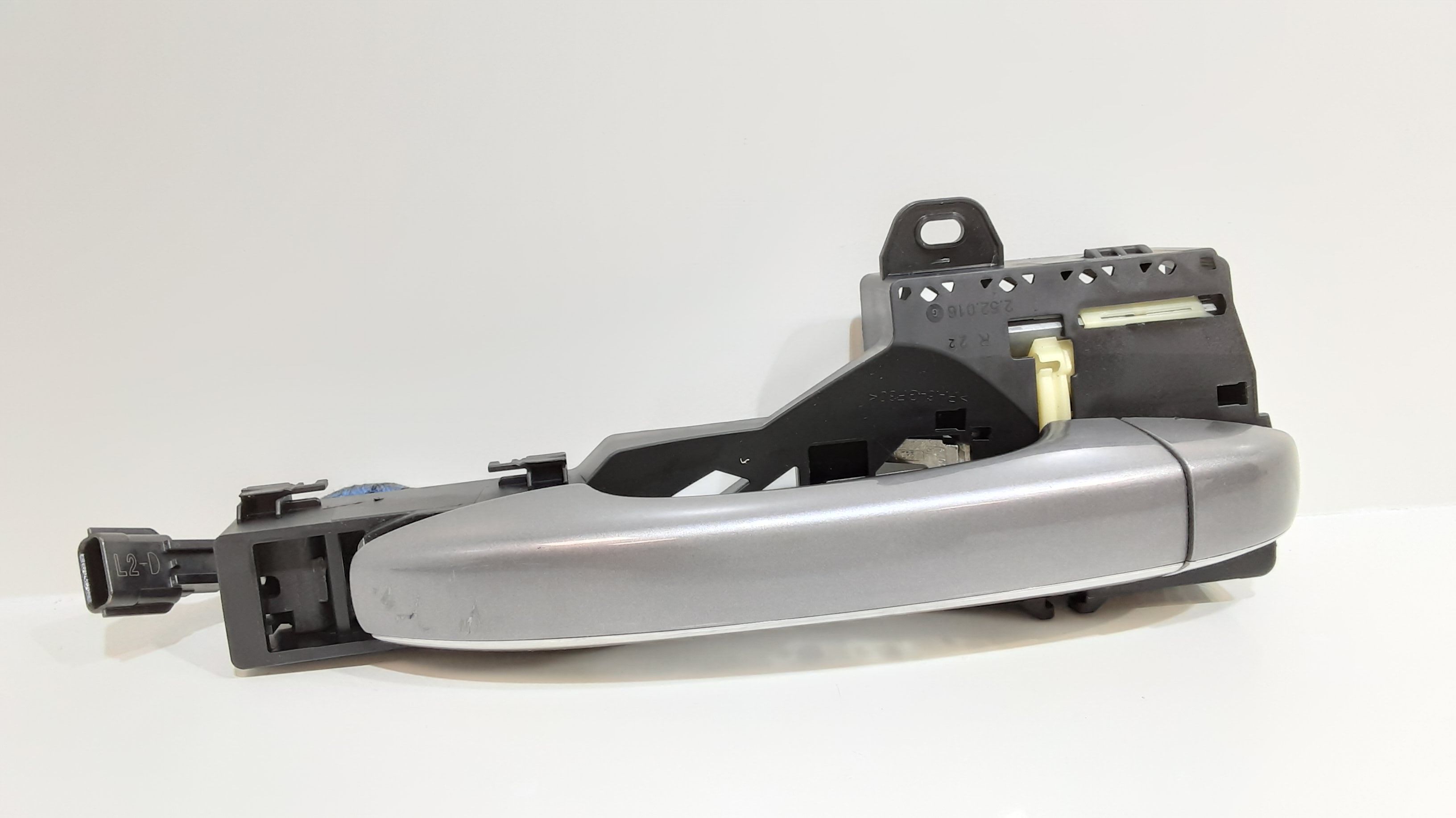 Maniglia esterna Anteriore Destra RENAULT Scenic Serie (16>)