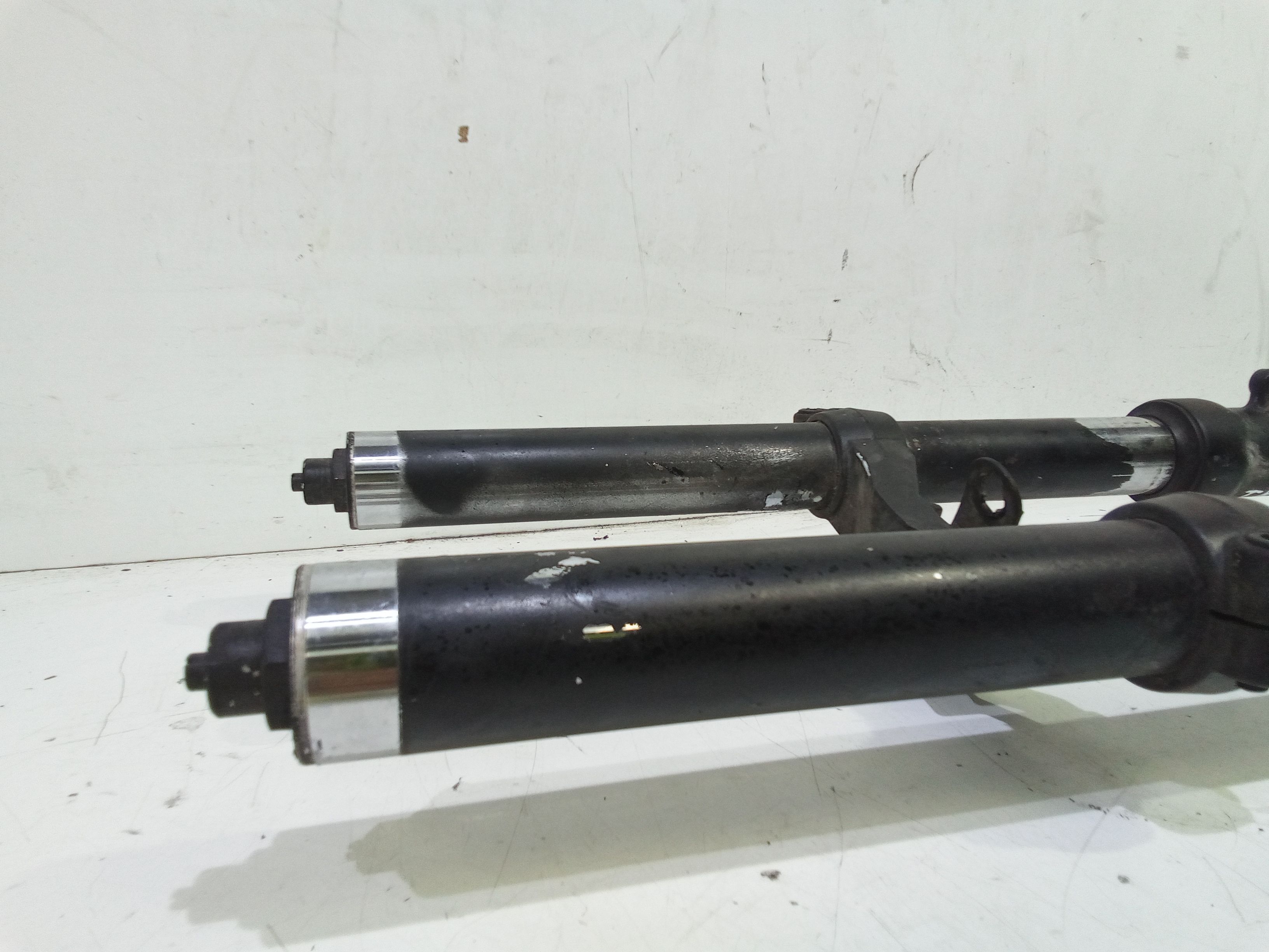 Forcella anteriore completa TRIUMPH Speed Triple 1050cc (05>11)