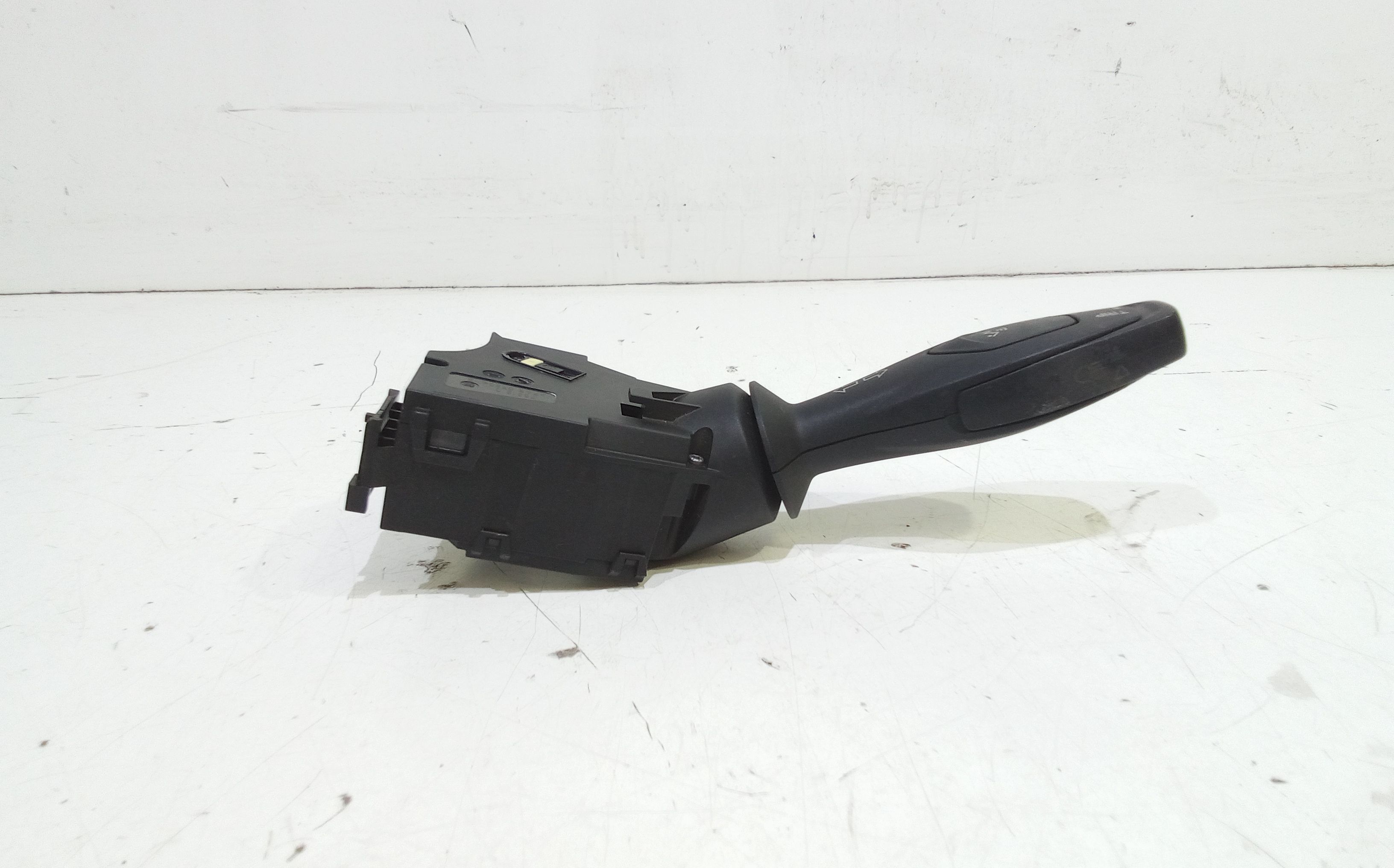 Devioluci sinistro FORD Fiesta 6 Serie