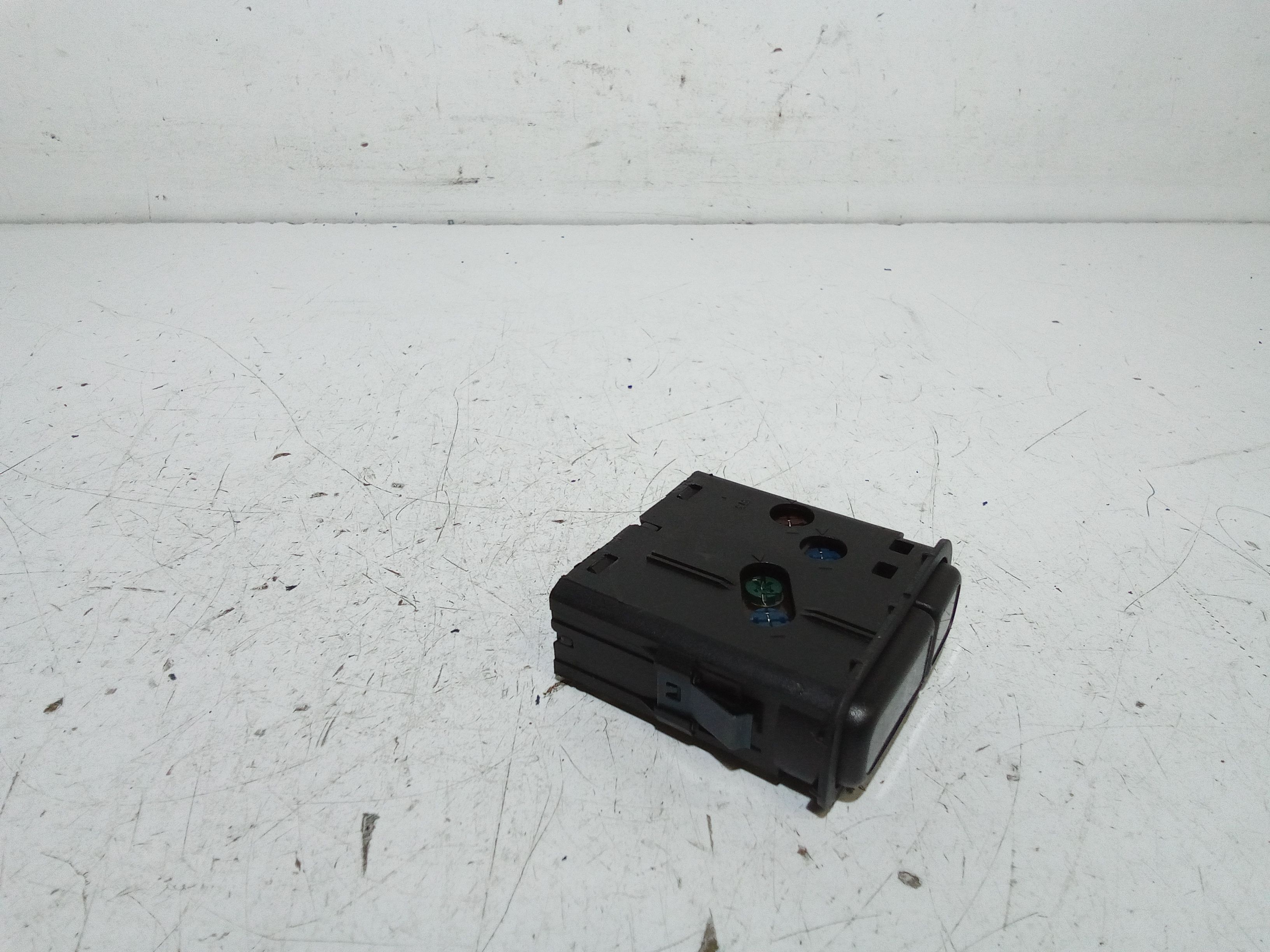 Pulsante fendinebbia ROVER 400 1 Serie