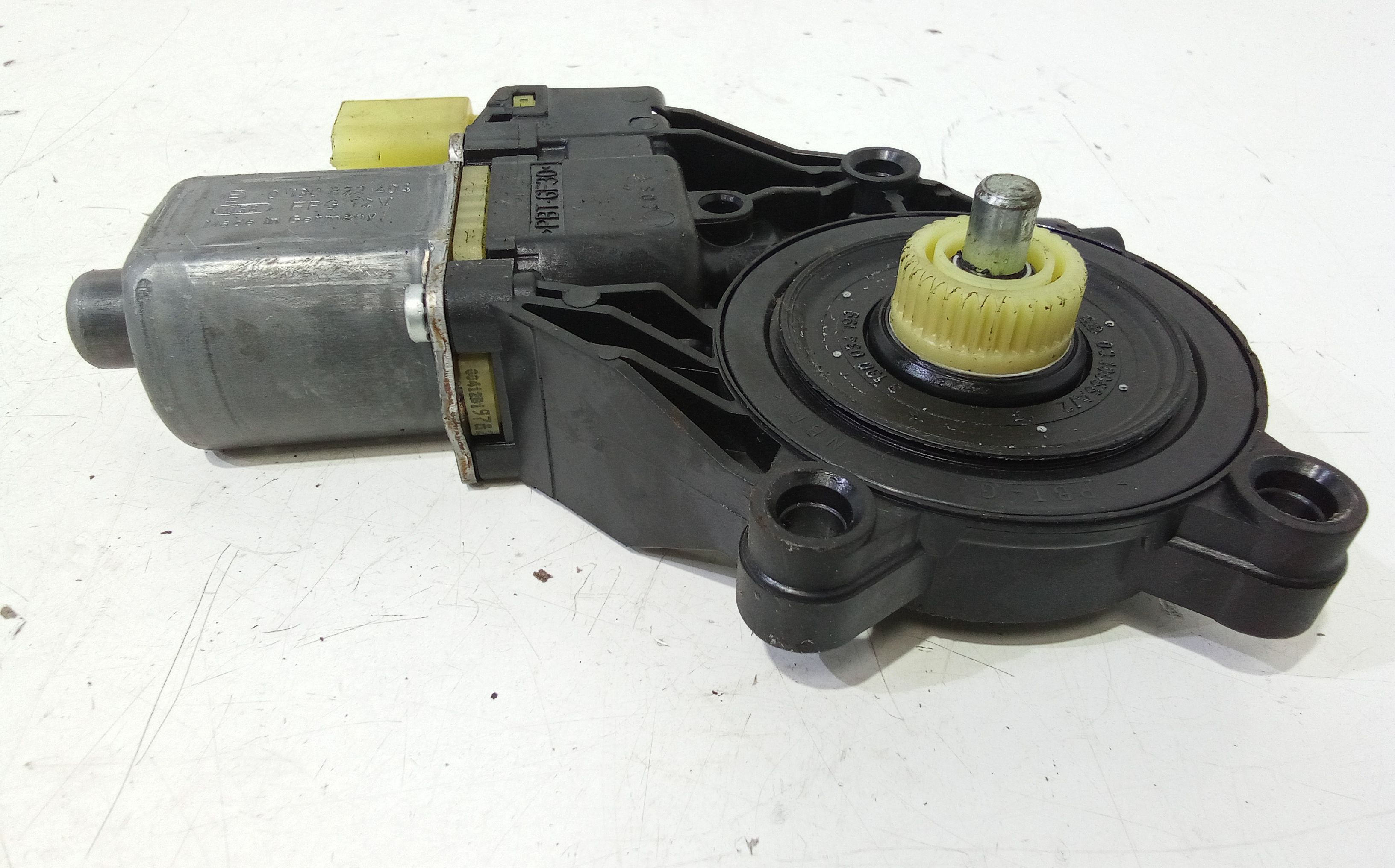 Motorino Alzavetro anteriore Sinistro FORD Fiesta 6 Serie