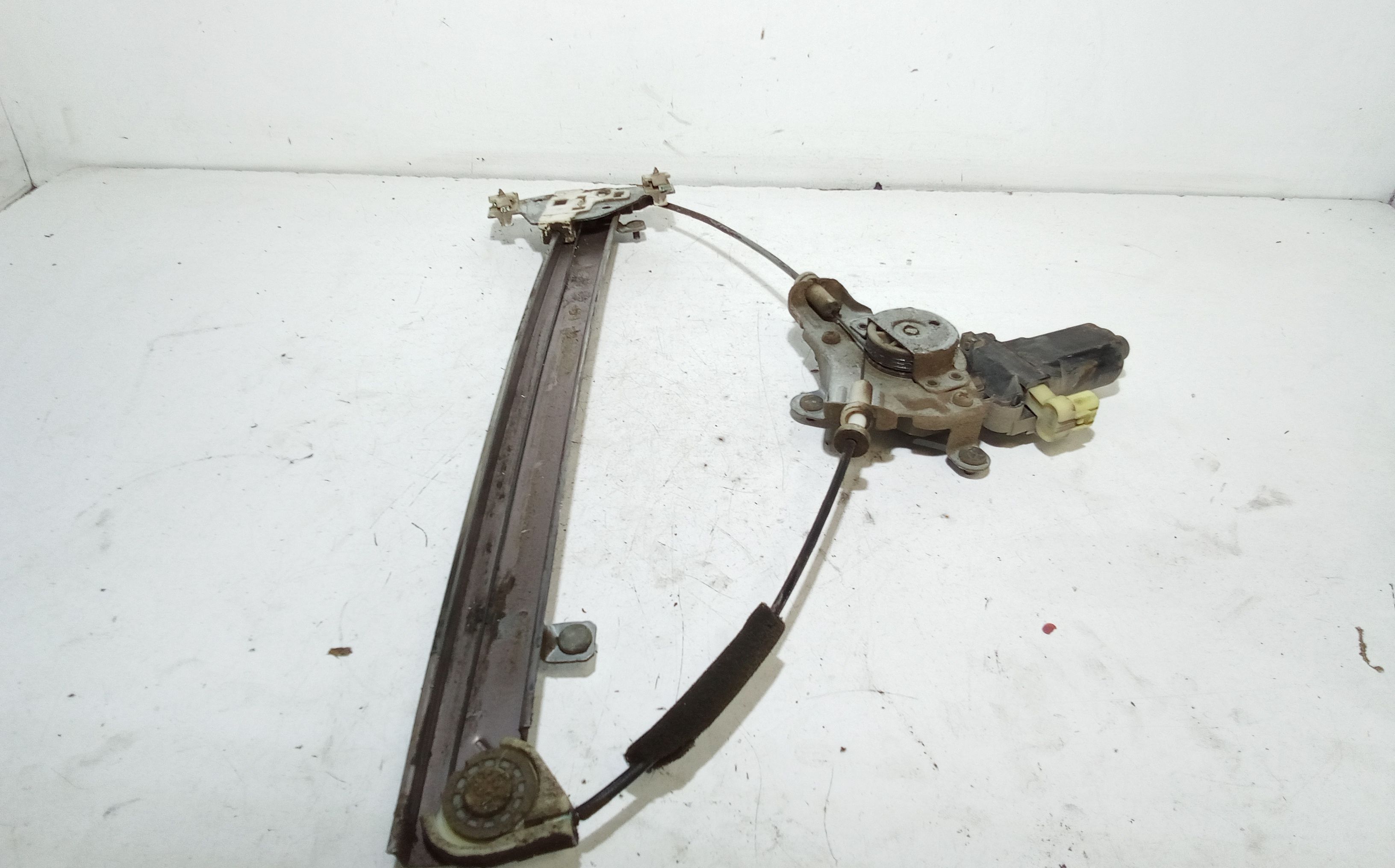 Cremagliera anteriore sinistra Guida HYUNDAI Getz 1 Serie