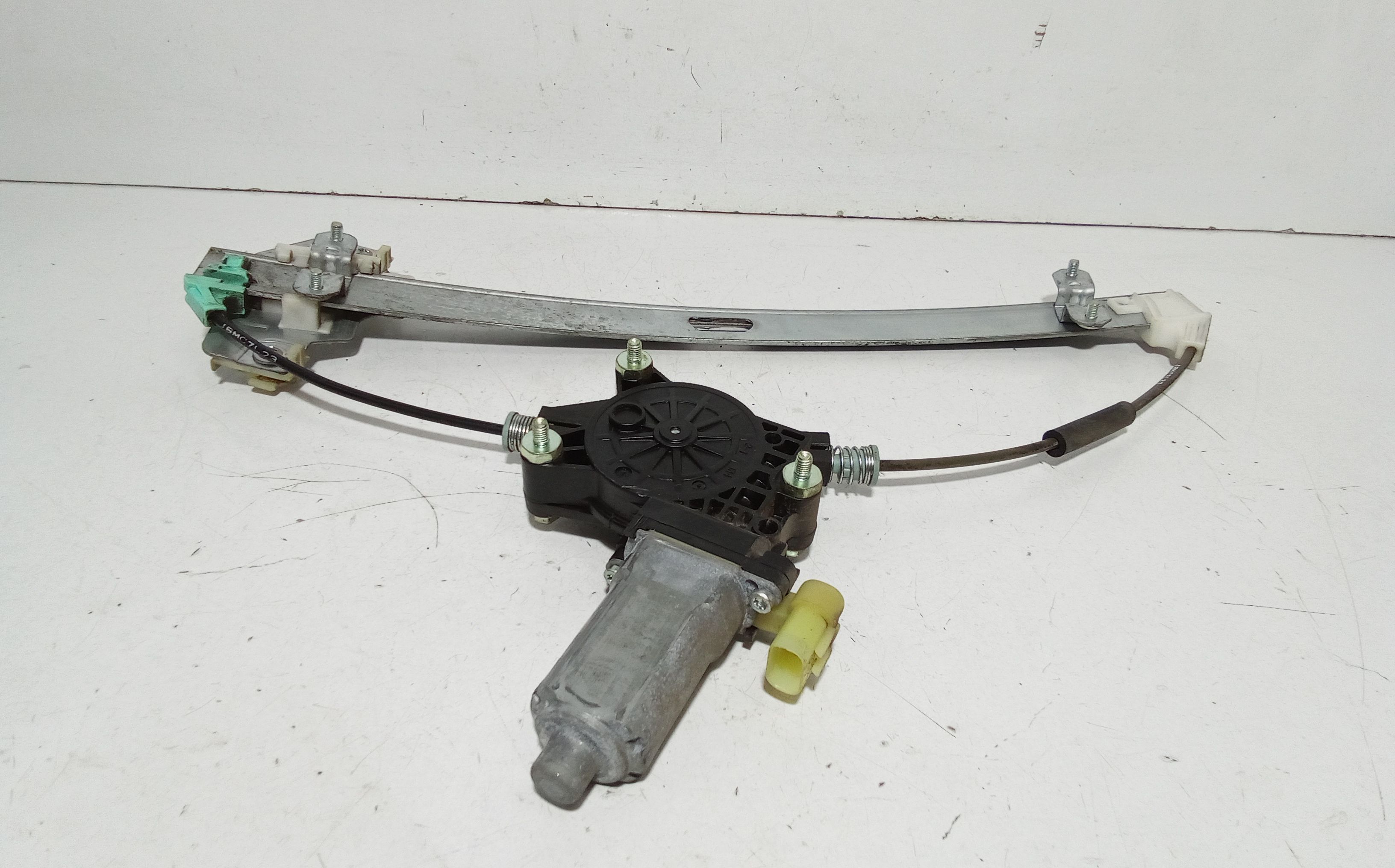 Cremagliera anteriore sinistra Guida HYUNDAI Accent 4 Serie