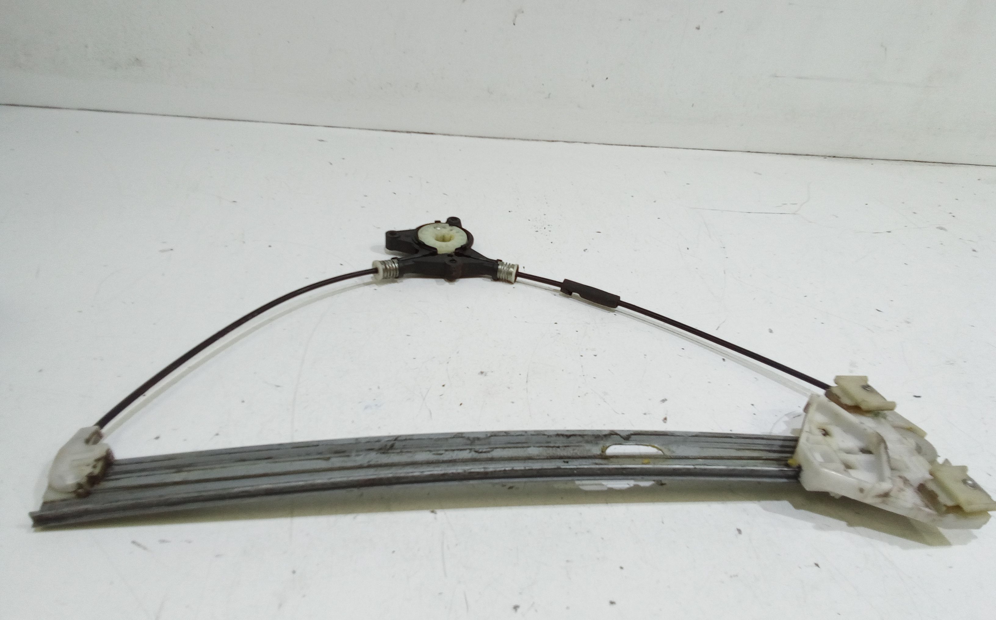 Cremagliera anteriore sinistra Guida MAZDA 3 Berlina Serie (03>09)