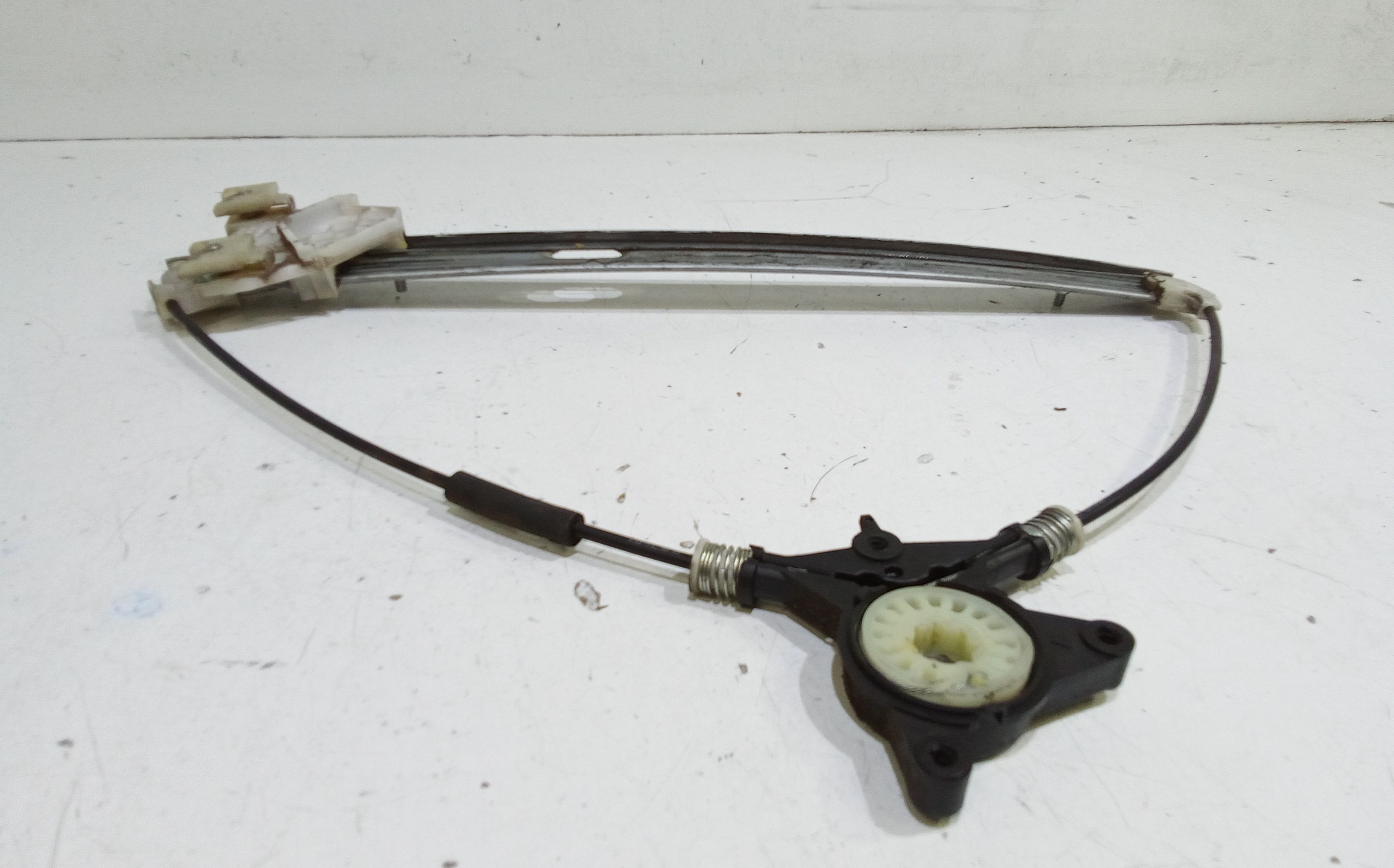 Cremagliera anteriore sinistra Guida MAZDA 3 Berlina Serie (03>09)