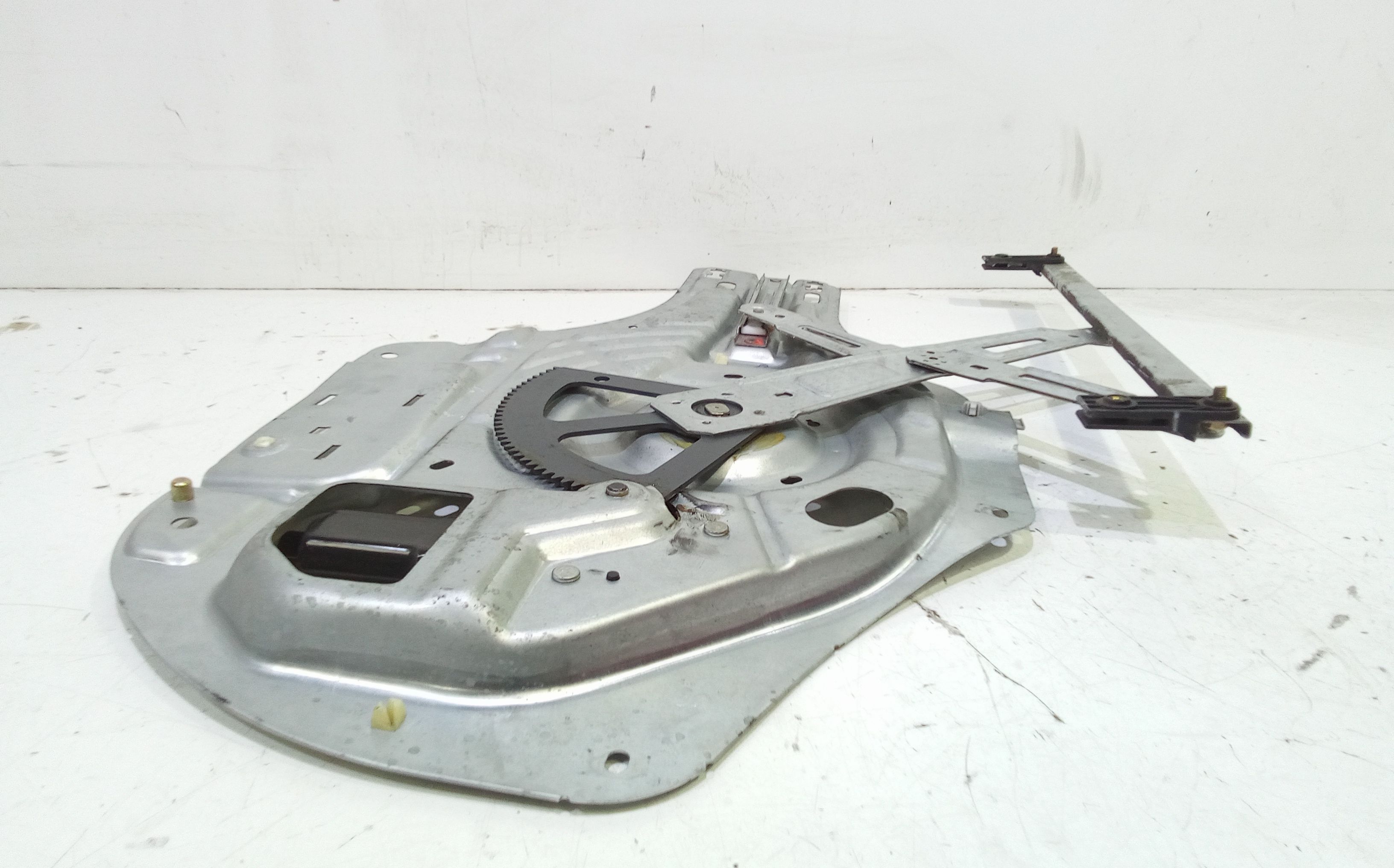 Cremagliera anteriore sinistra Guida HYUNDAI Tucson  Serie (04>09)