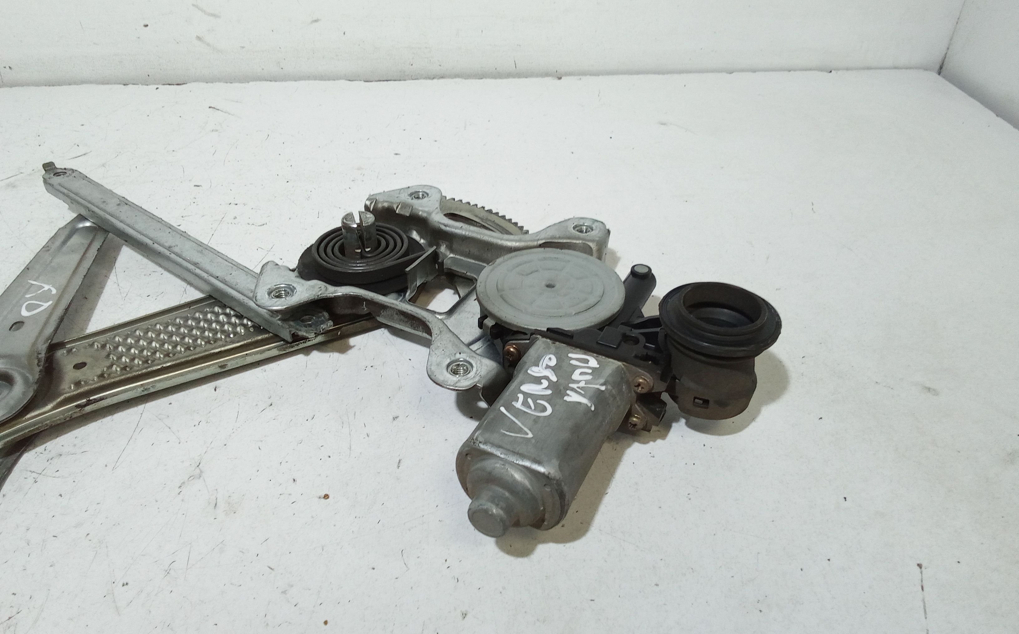 Cremagliera anteriore destra passeggero TOYOTA Yaris Verso Serie (03>07)