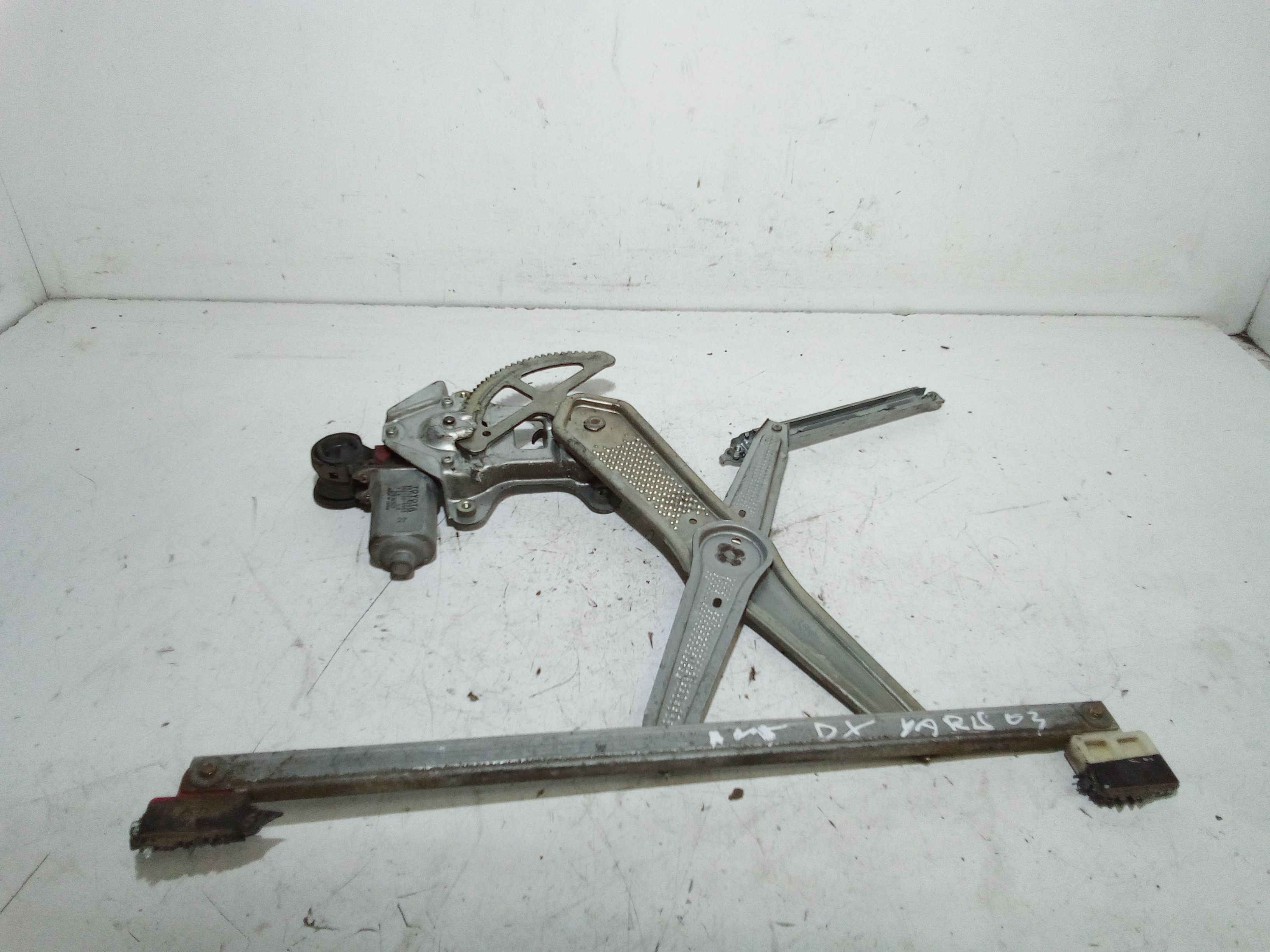 Cremagliera anteriore destra passeggero TOYOTA Yaris Serie (03>05)