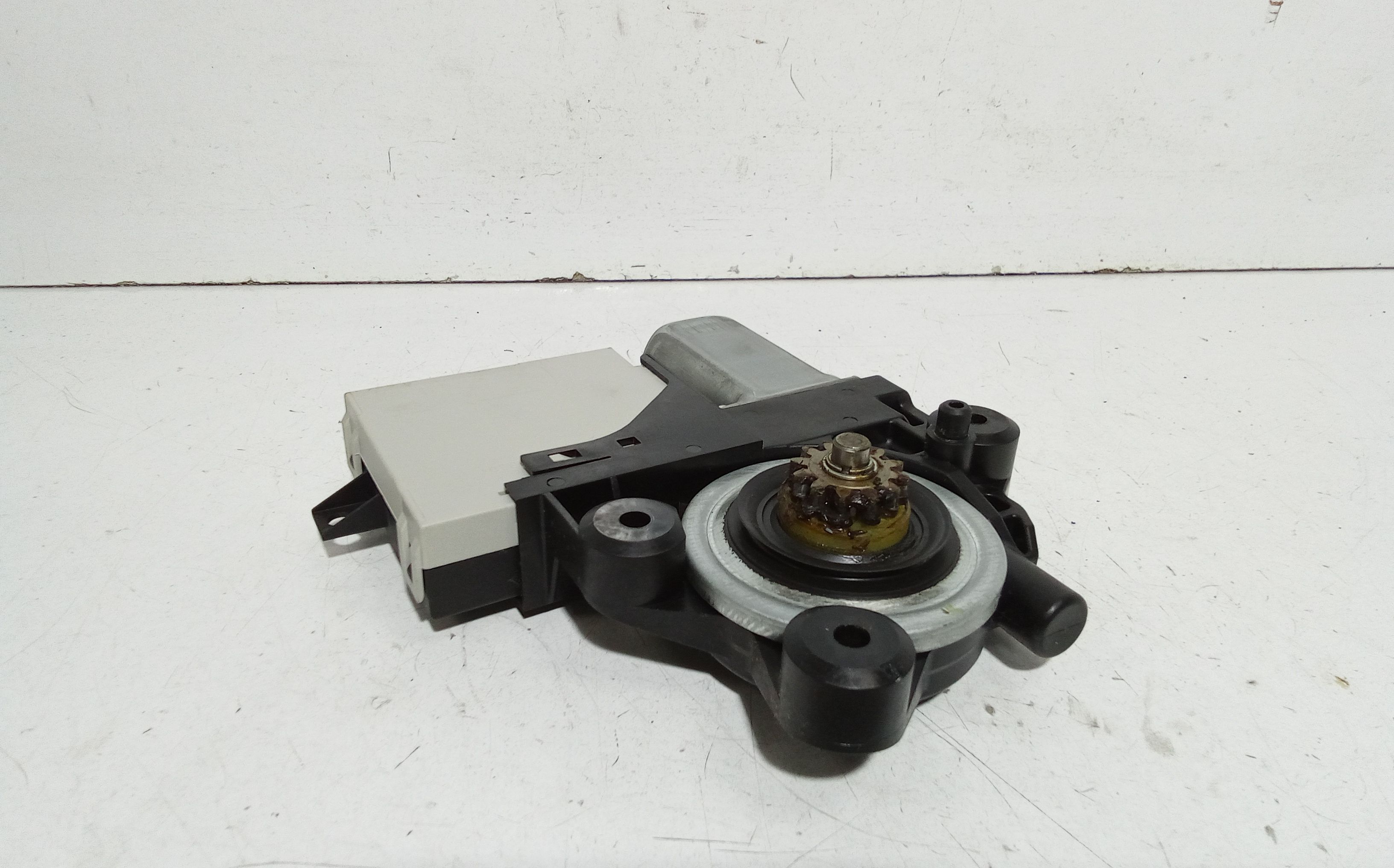 Motorino Alzavetro anteriore destra FORD C - Max Serie (07>10)