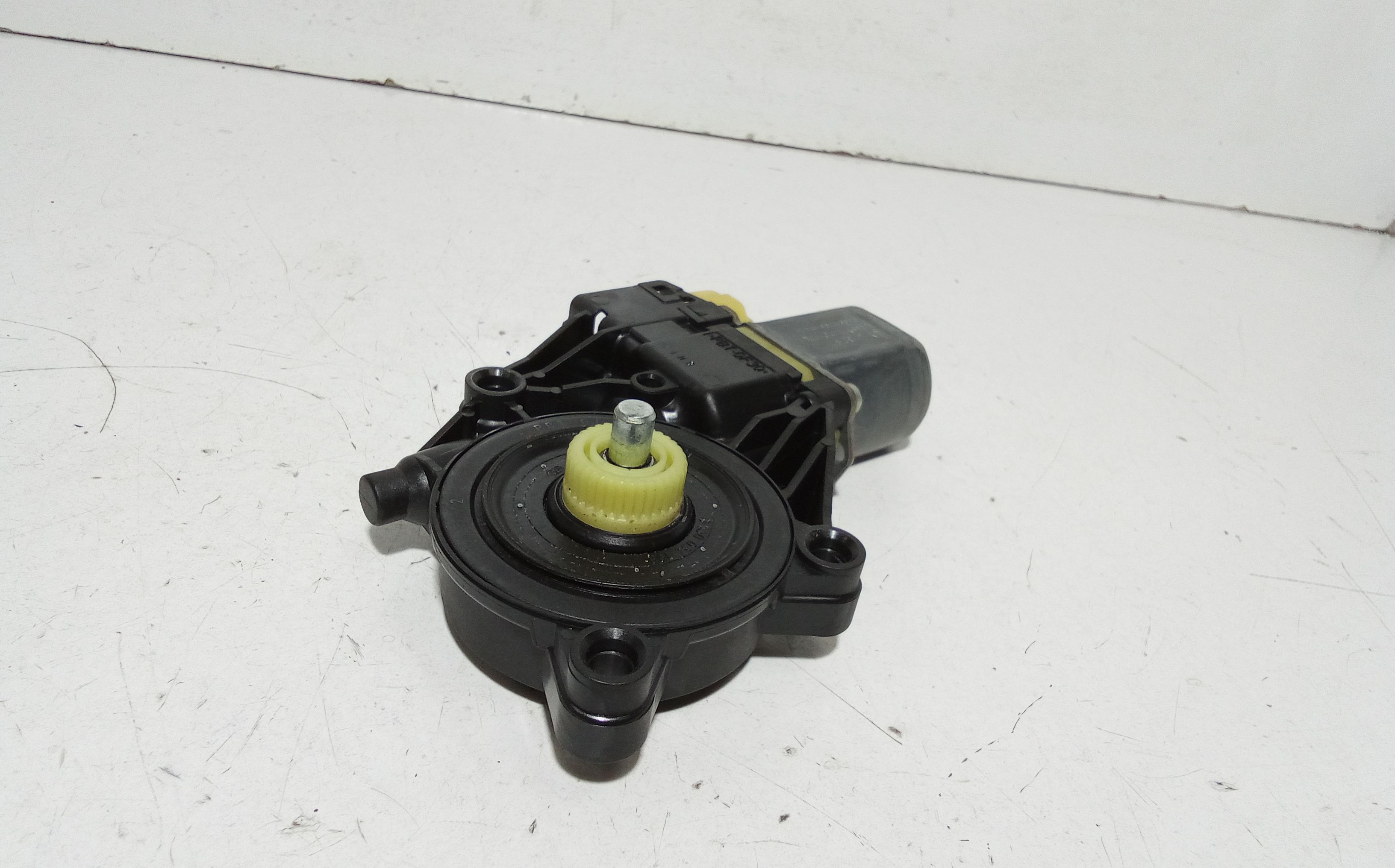 Motorino Alzavetro anteriore destra FORD Fiesta 6 Serie