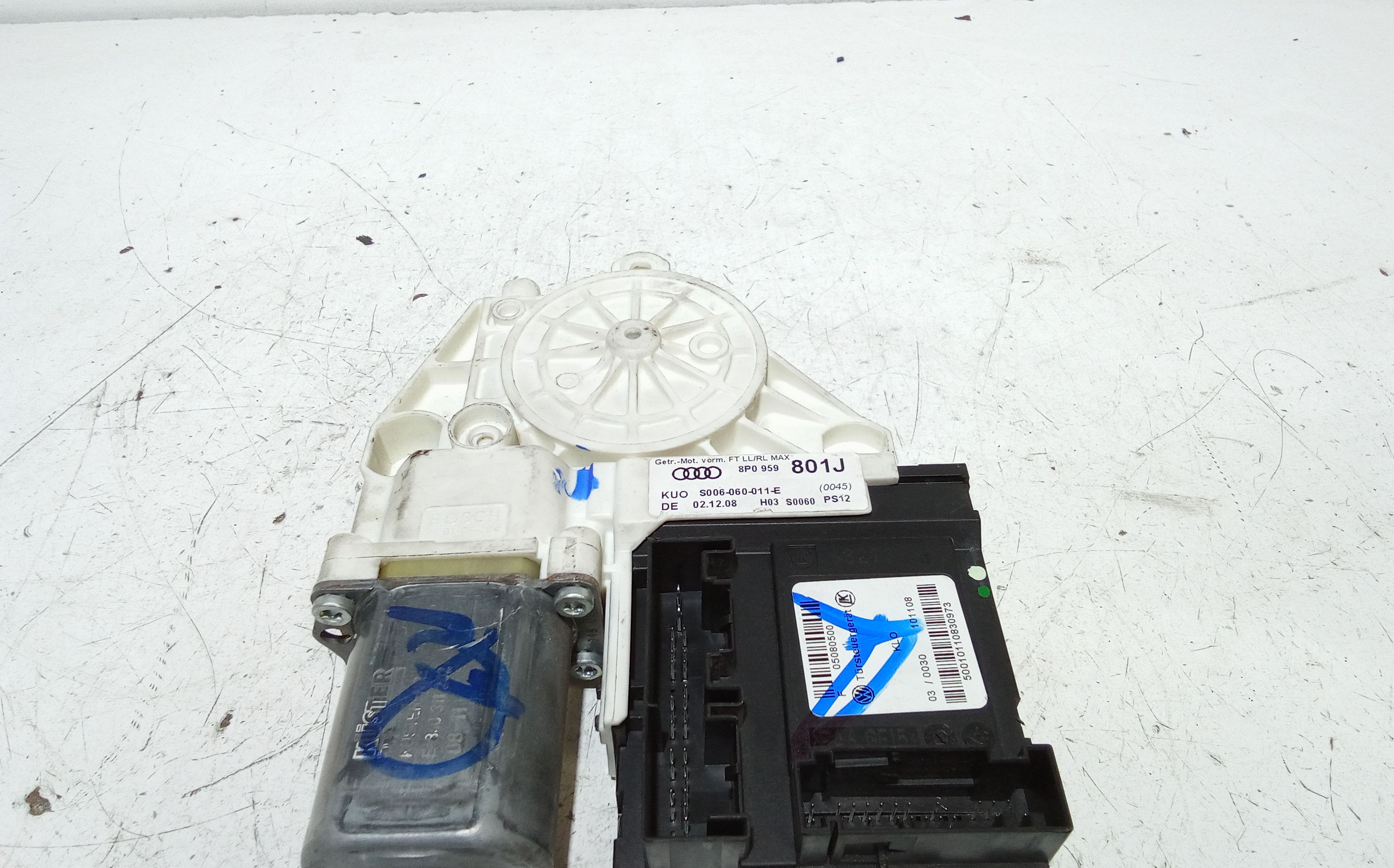 Motorino Alzavetro anteriore destra AUDI A3 Serie (8P1) (08>12)