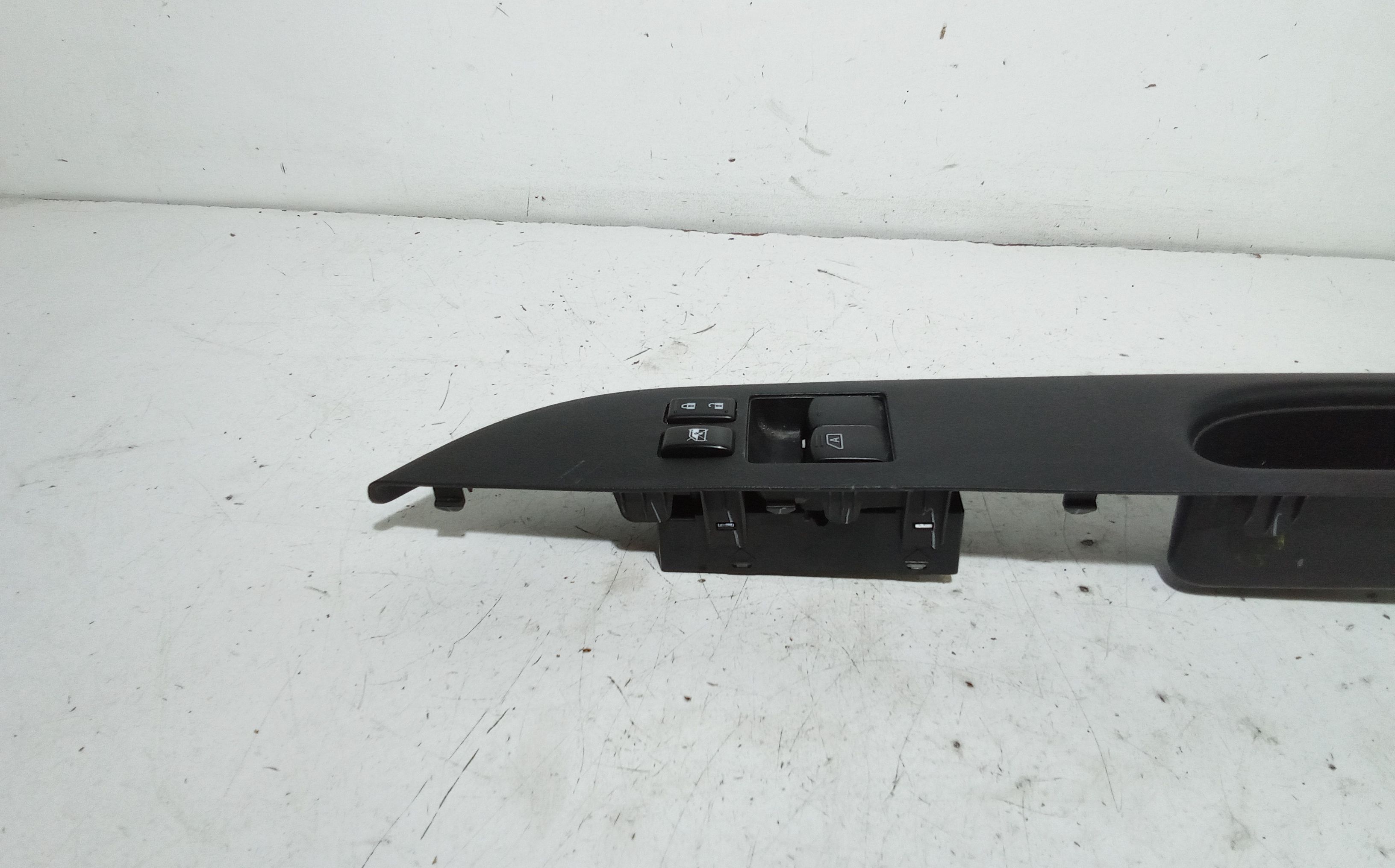 Pulsantiera anteriore sinistra Guida NISSAN Micra 7 Serie