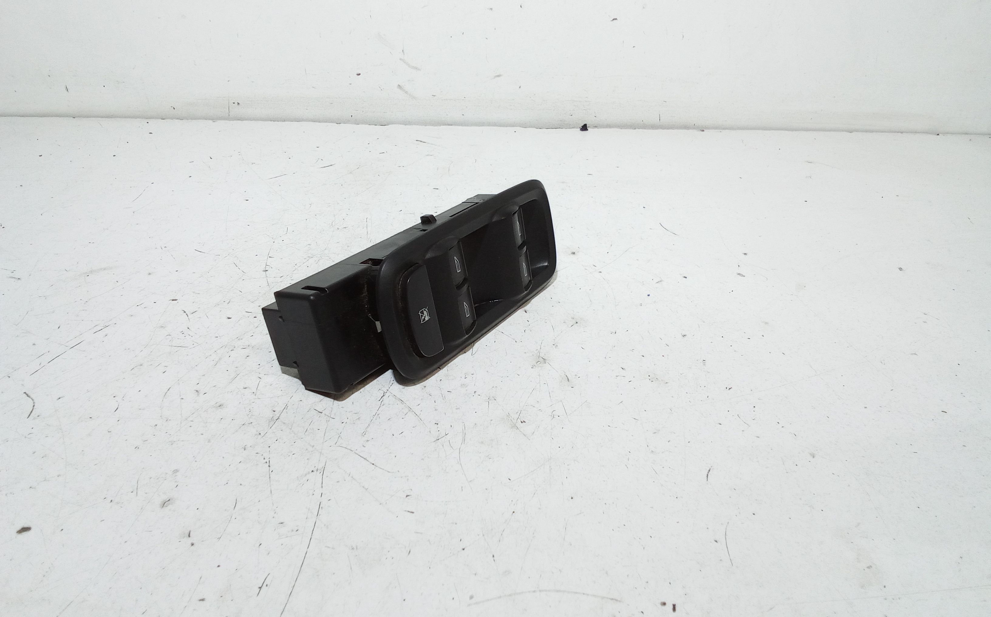 Pulsantiera anteriore sinistra Guida FORD Fiesta 6 Serie