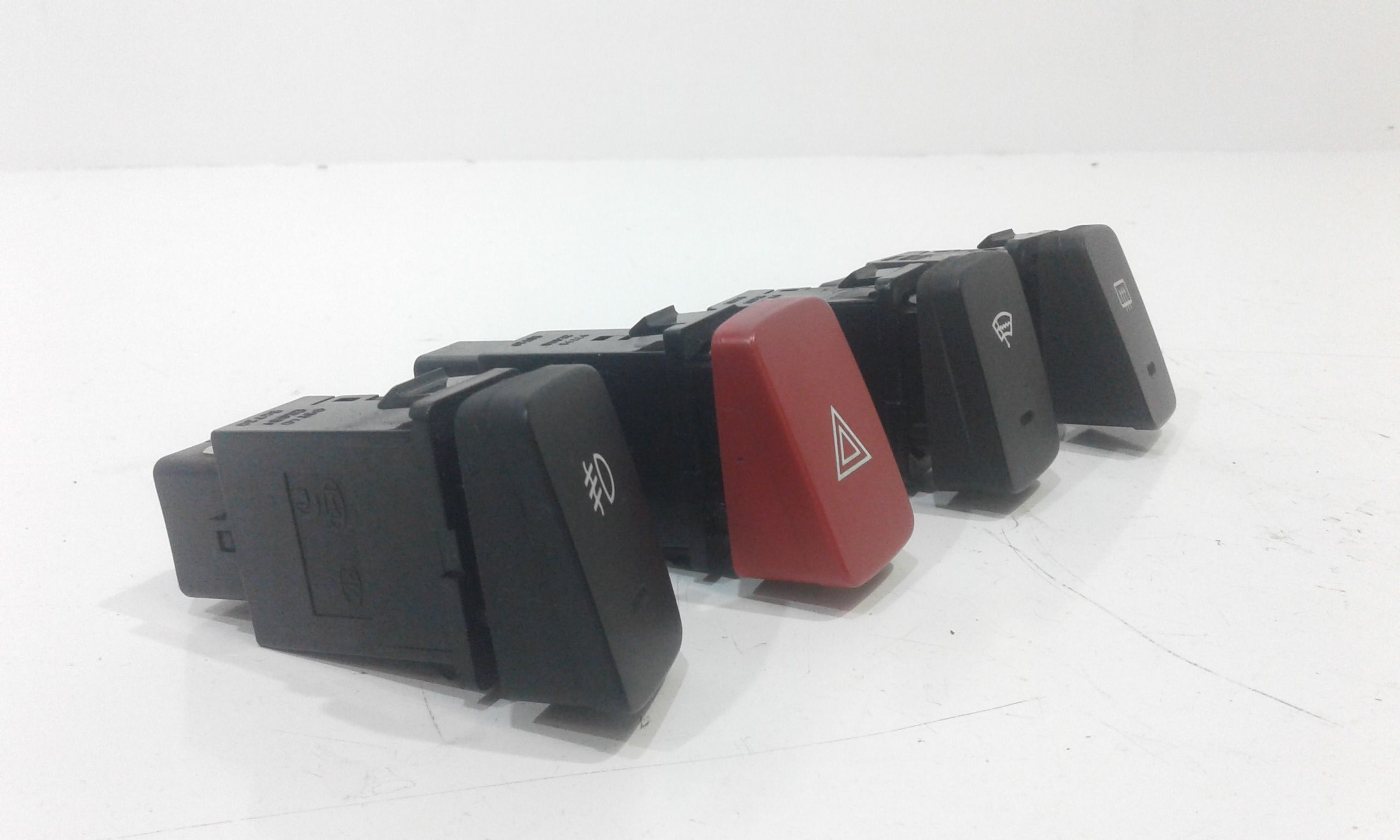 Pulsantiera Centrale HYUNDAI Tucson  Serie (04>09)