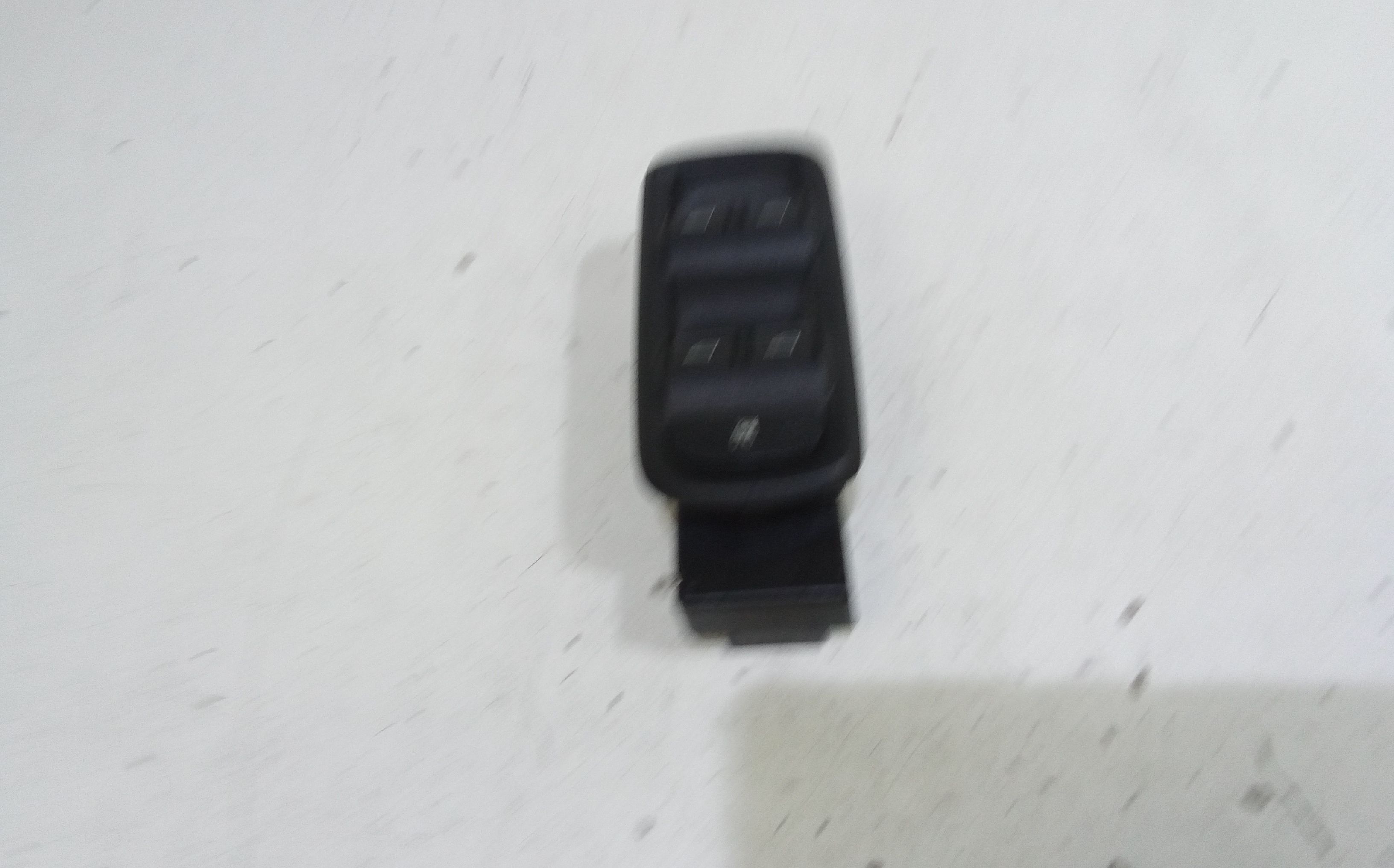 Pulsantiera anteriore sinistra Guida FORD Fiesta 6 Serie