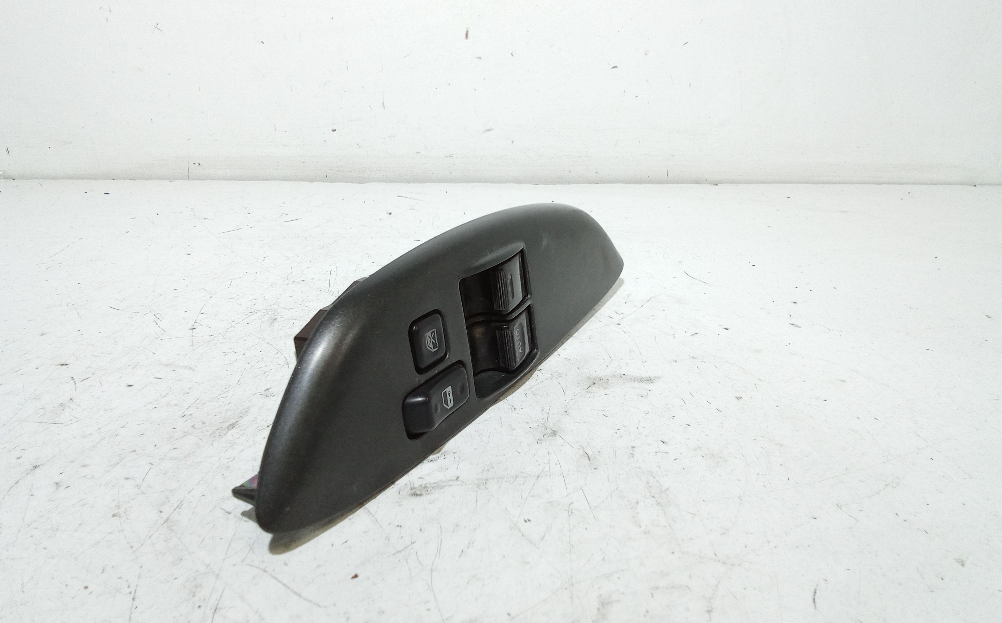 Pulsantiera anteriore sinistra Guida TOYOTA Yaris Serie (99>03)