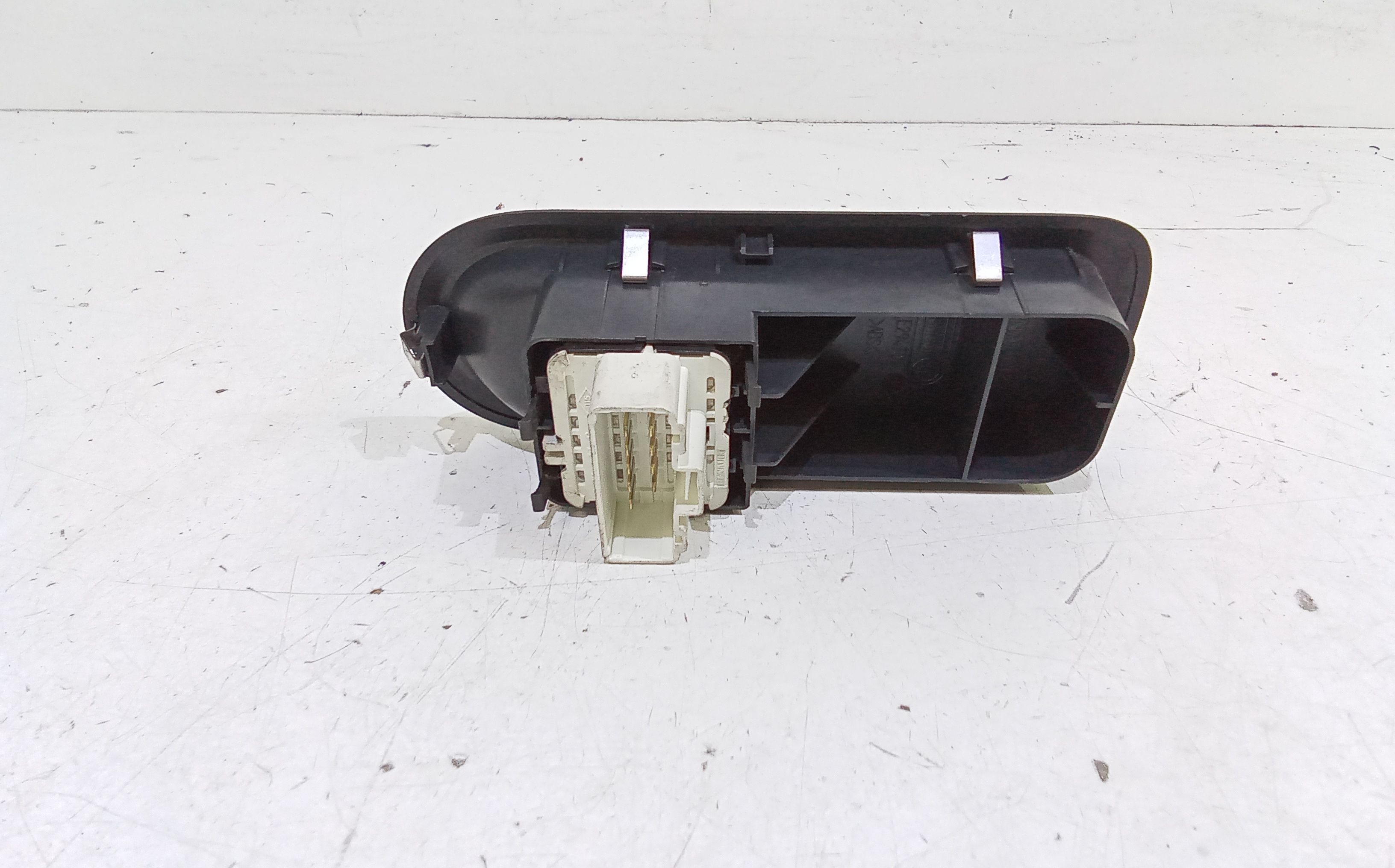 Pulsantiera anteriore sinistra Guida RENAULT Clio Serie (04>08)