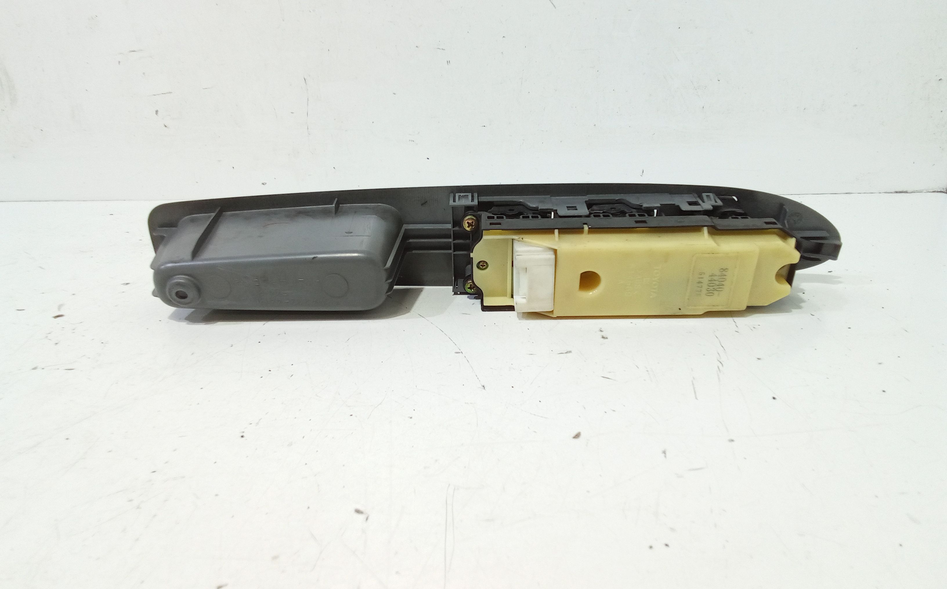 Pulsantiera anteriore sinistra Guida TOYOTA Avensis Verso