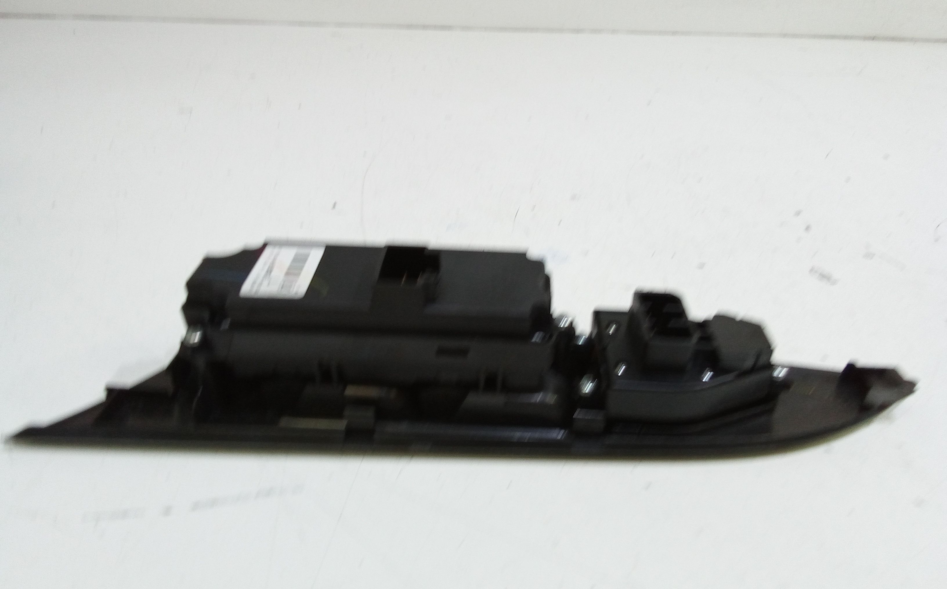 Pulsantiera anteriore sinistra Guida MAZDA 3 Berlina Serie (03>09)