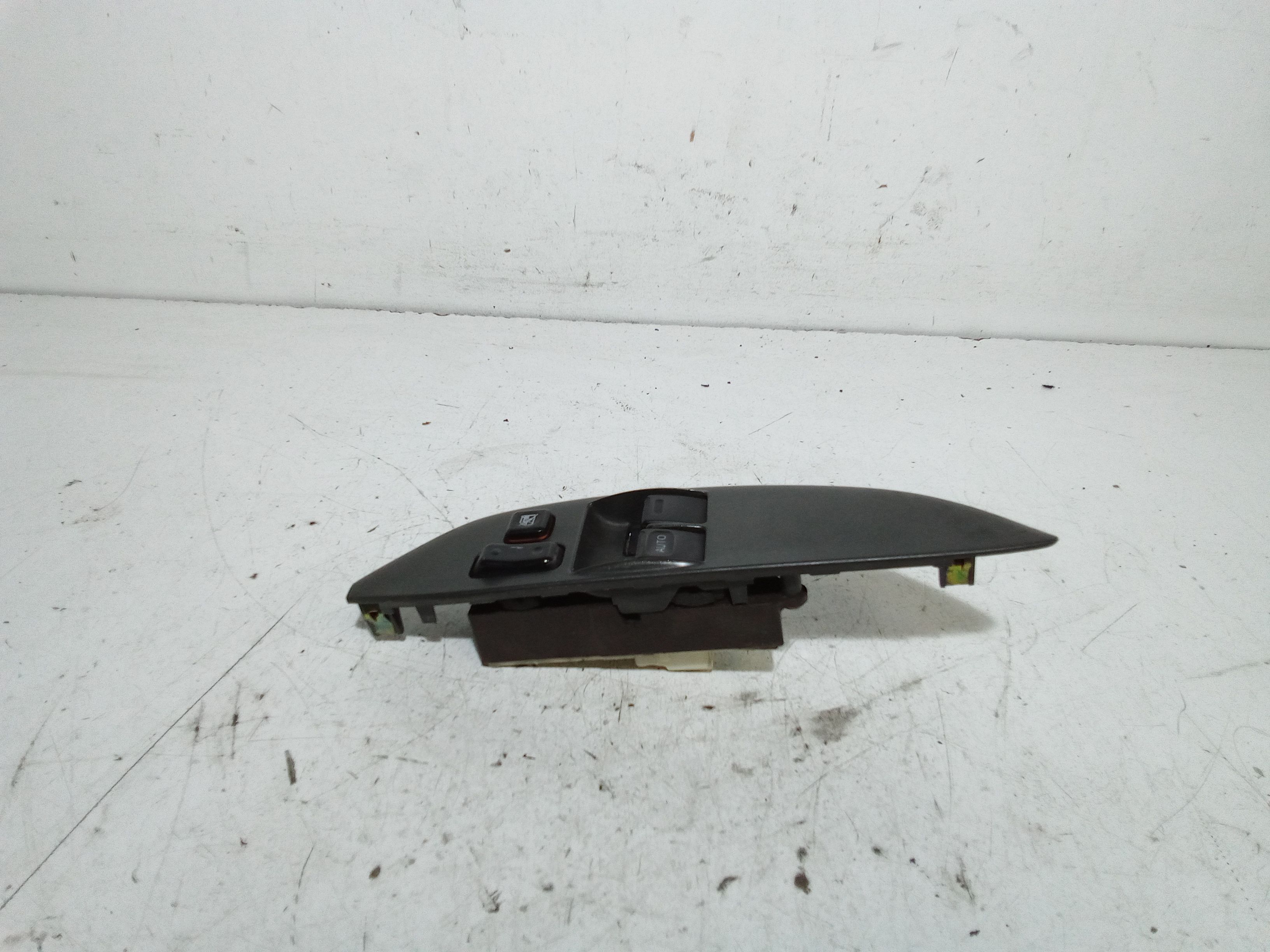 Pulsantiera anteriore sinistra Guida TOYOTA Yaris Serie (03>05)