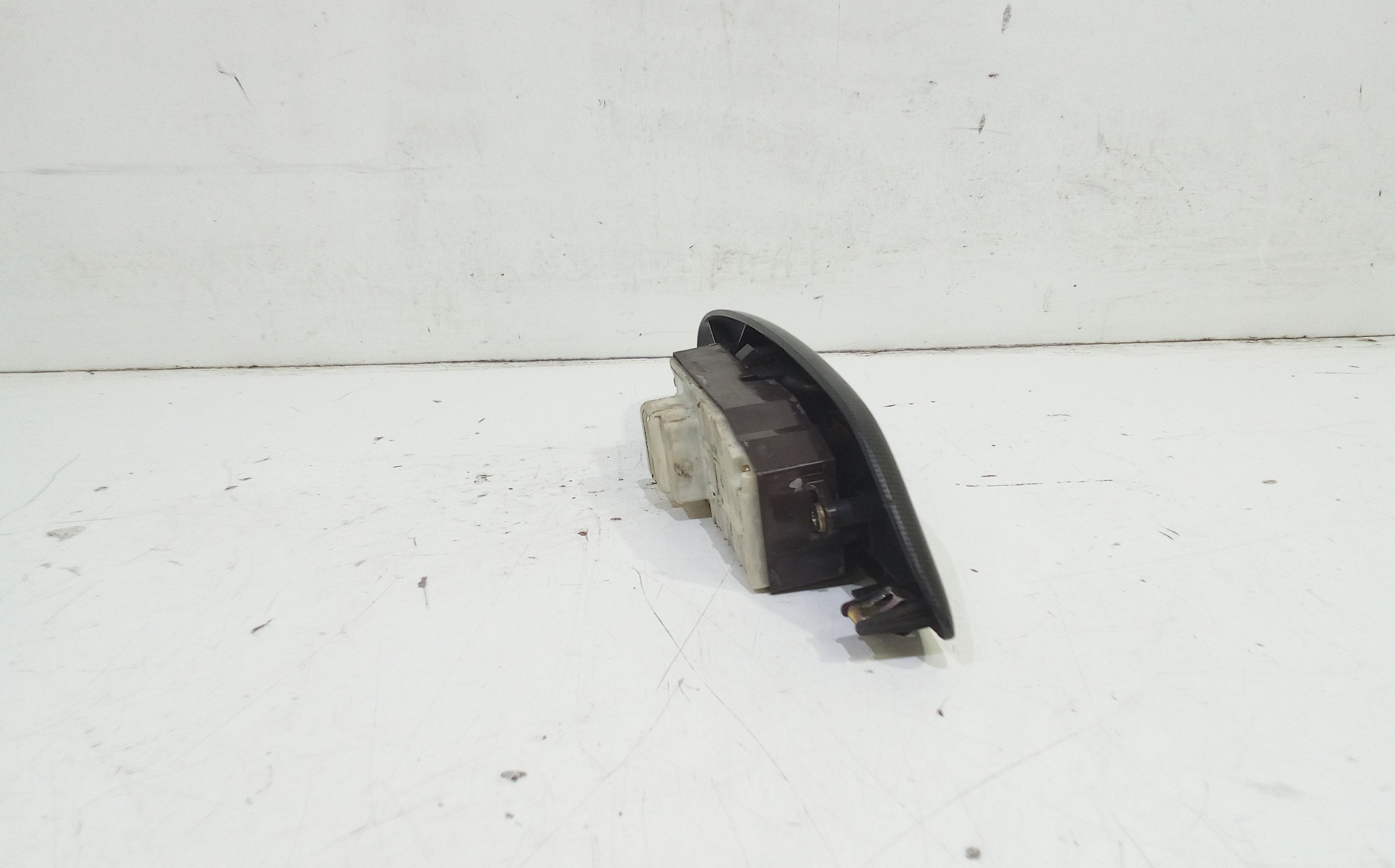 Pulsantiera anteriore sinistra Guida TOYOTA Yaris Serie (99>03)