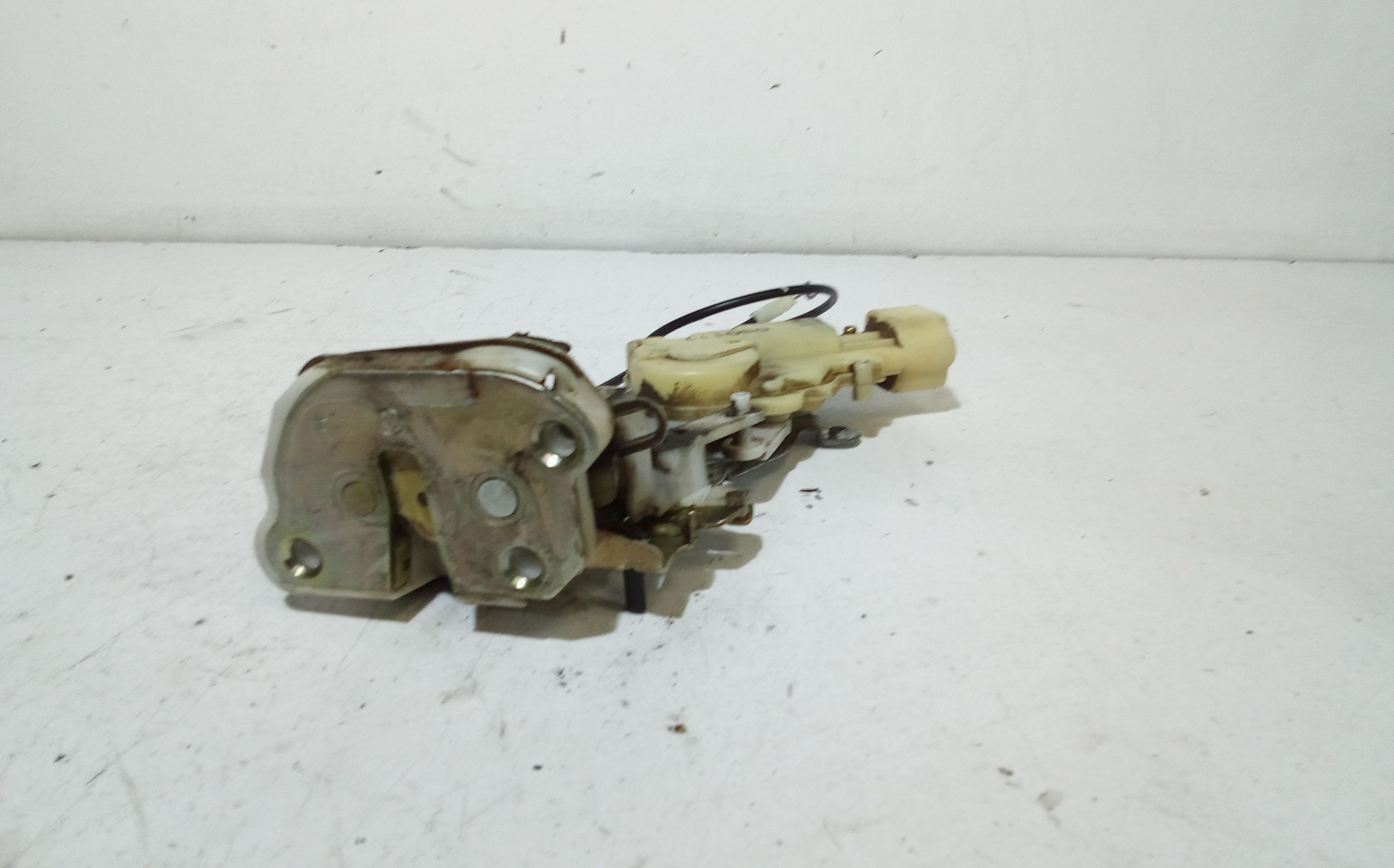 Serratura Posteriore destra TOYOTA Yaris Verso Serie (03>07)