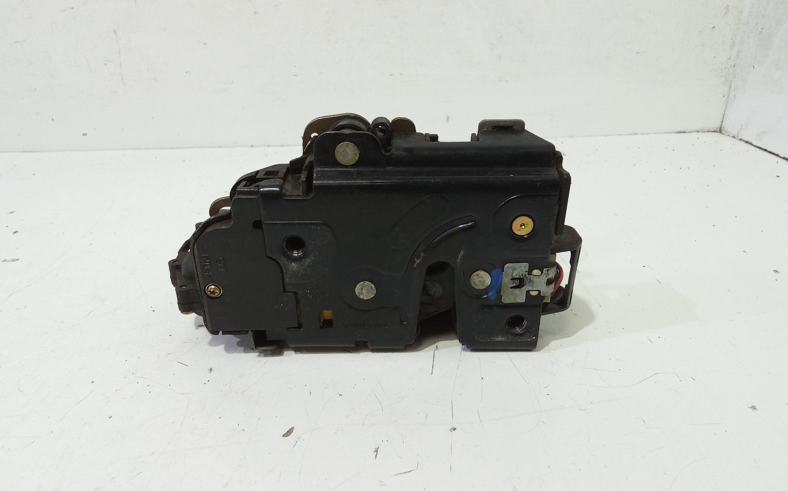 Serratura Posteriore destra AUDI A2 Serie (8Z0) (00>05)