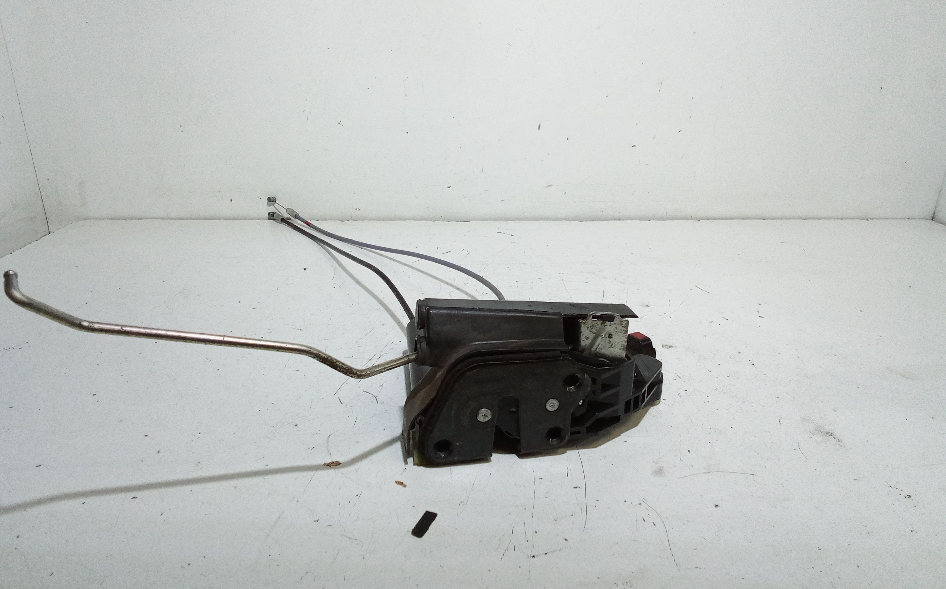 Serratura Anteriore Sinistra KIA Sportage Serie (04>10)