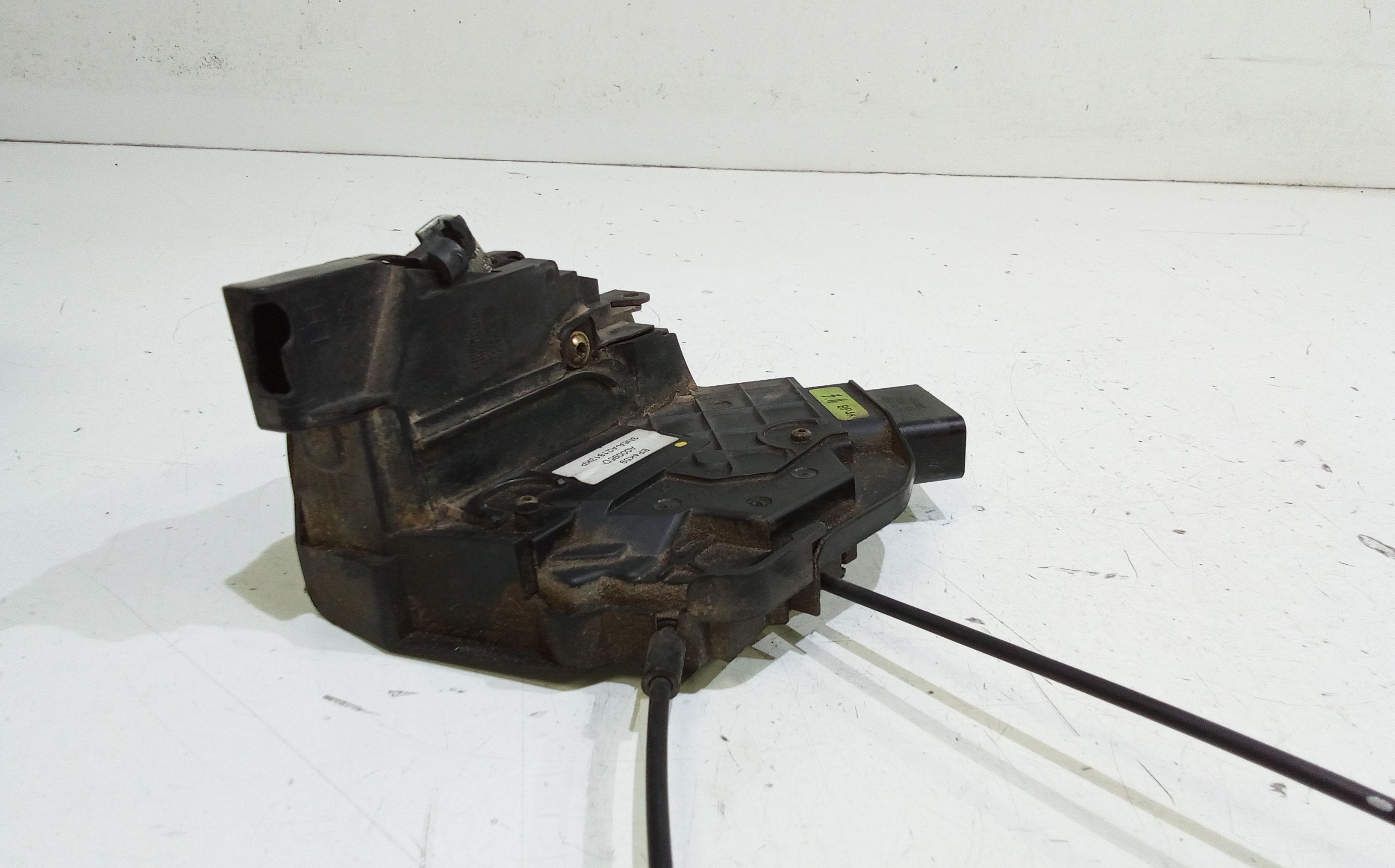 Serratura Anteriore Sinistra MAZDA 3 Berlina Serie (03>09)