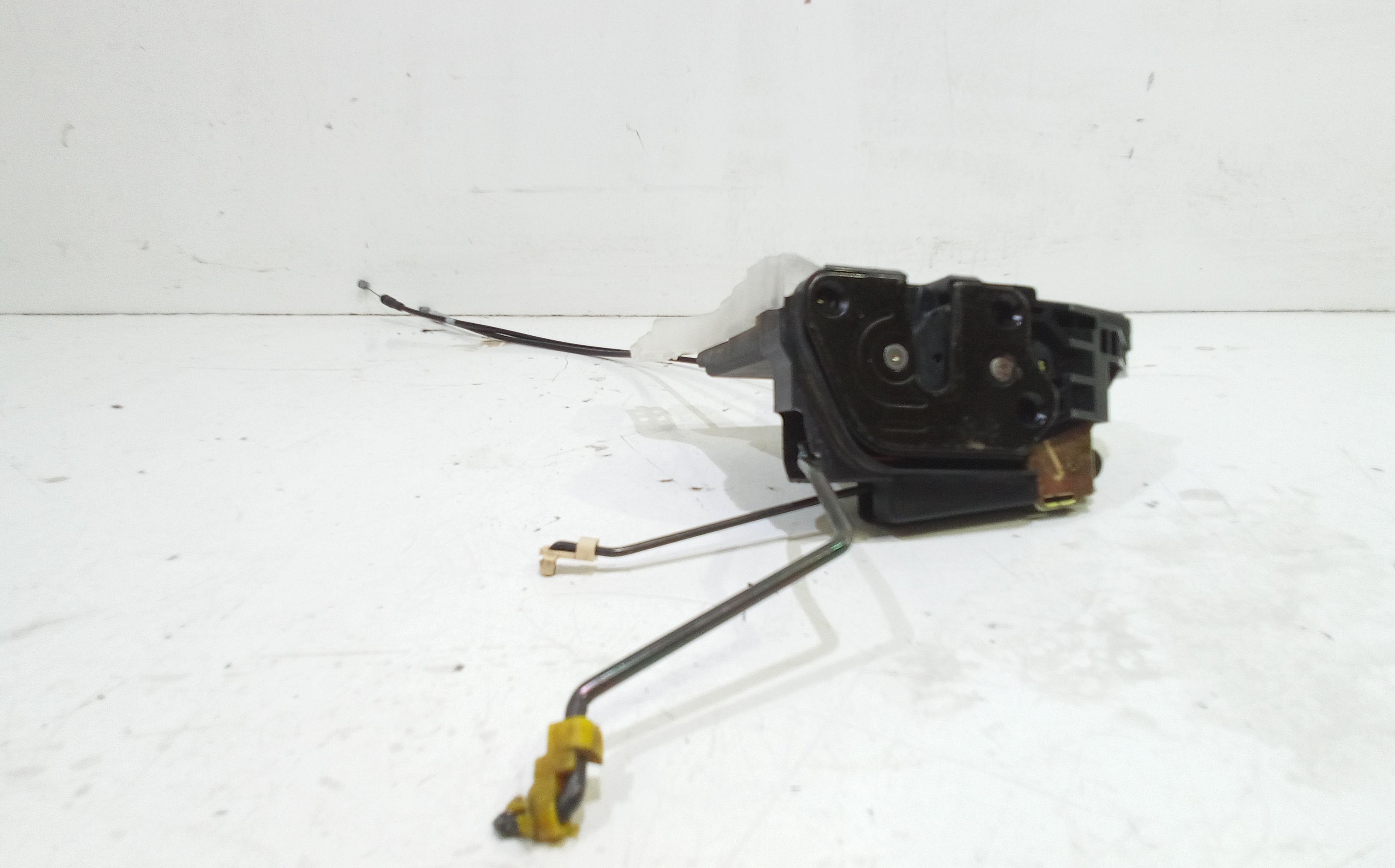 Serratura Anteriore Sinistra HYUNDAI Tucson  Serie (04>09)