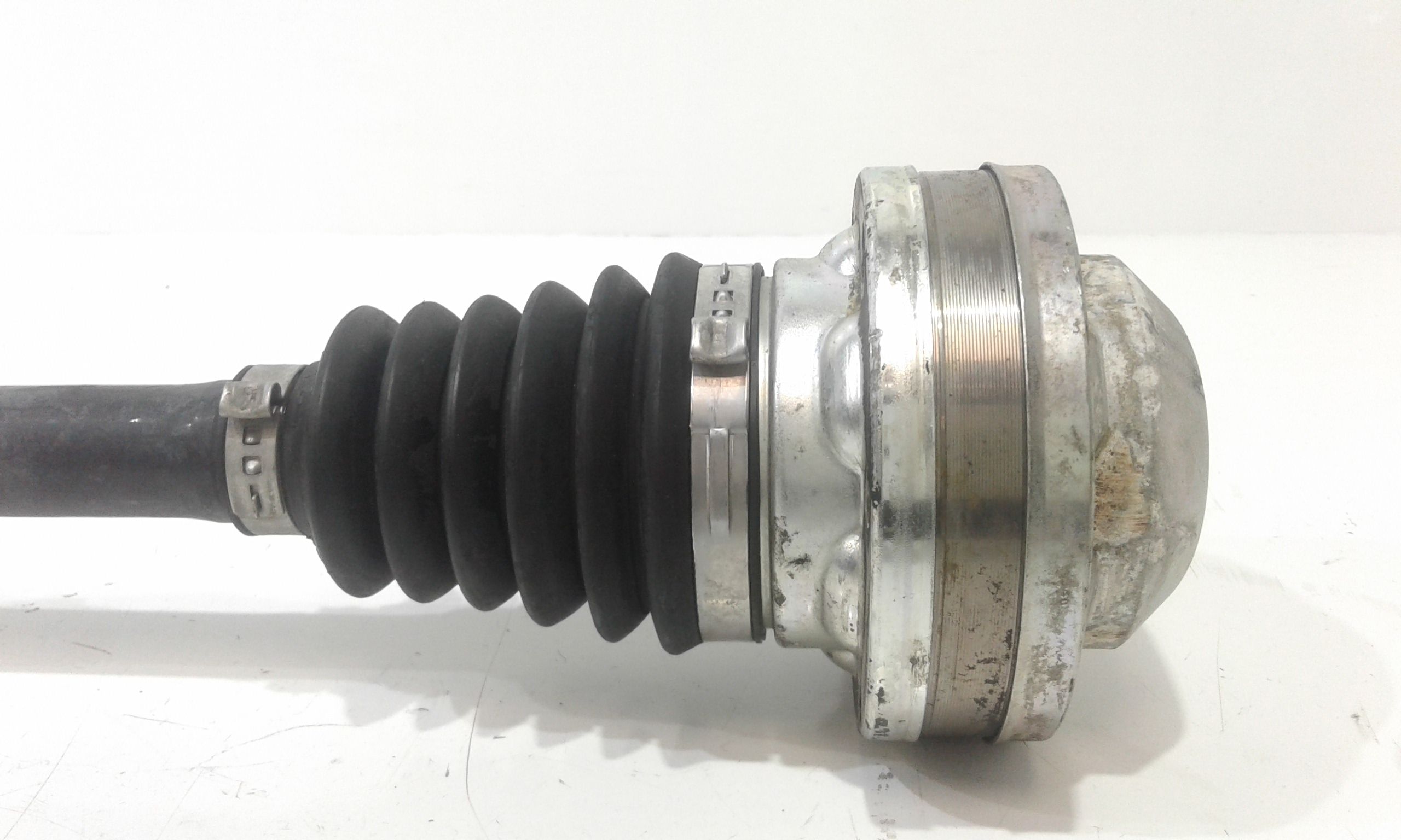 Semiasse anteriore Sinistro VOLKSWAGEN Touran 1 Serie